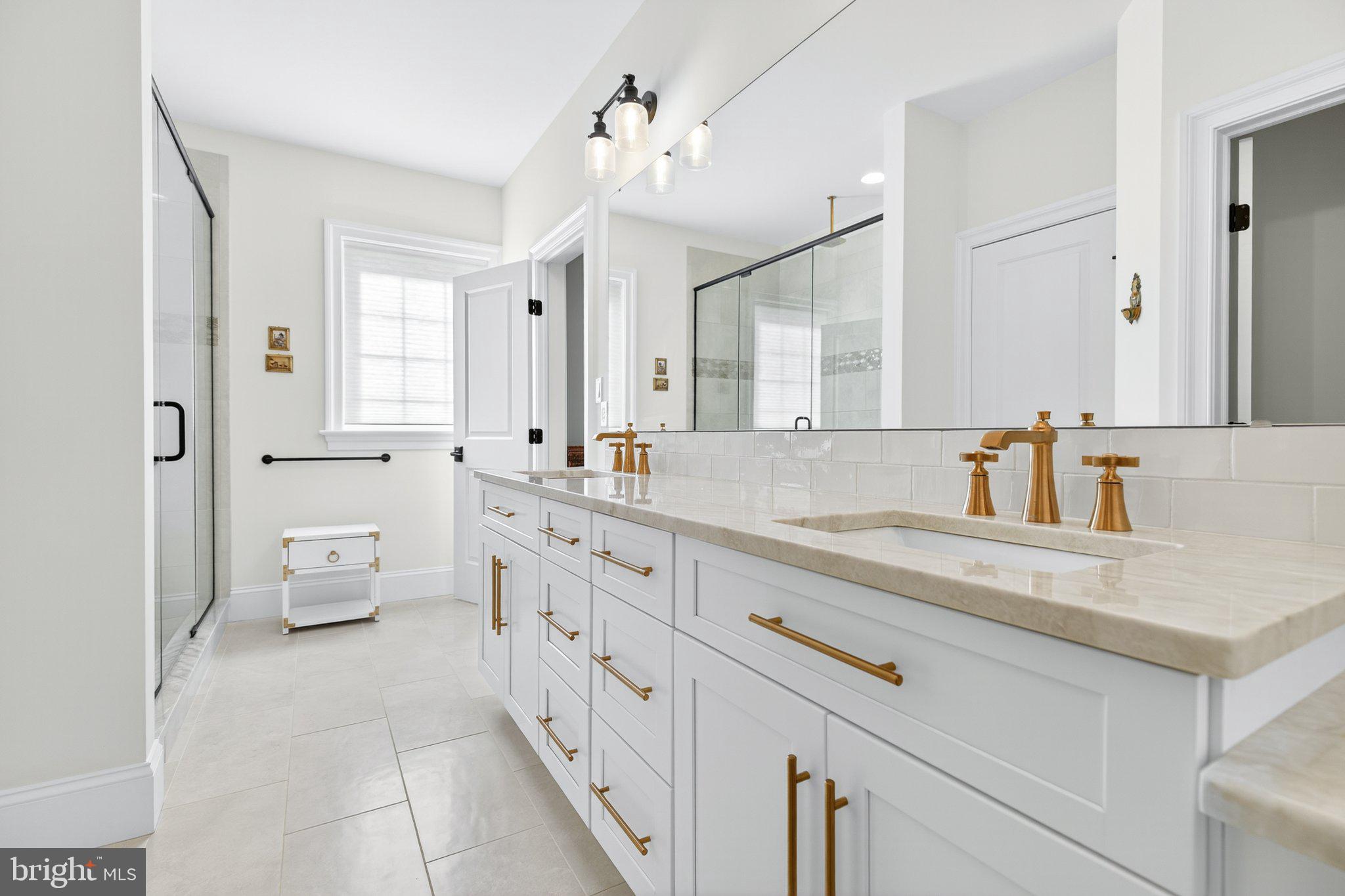 STONEHENGE ESTATES - Residential