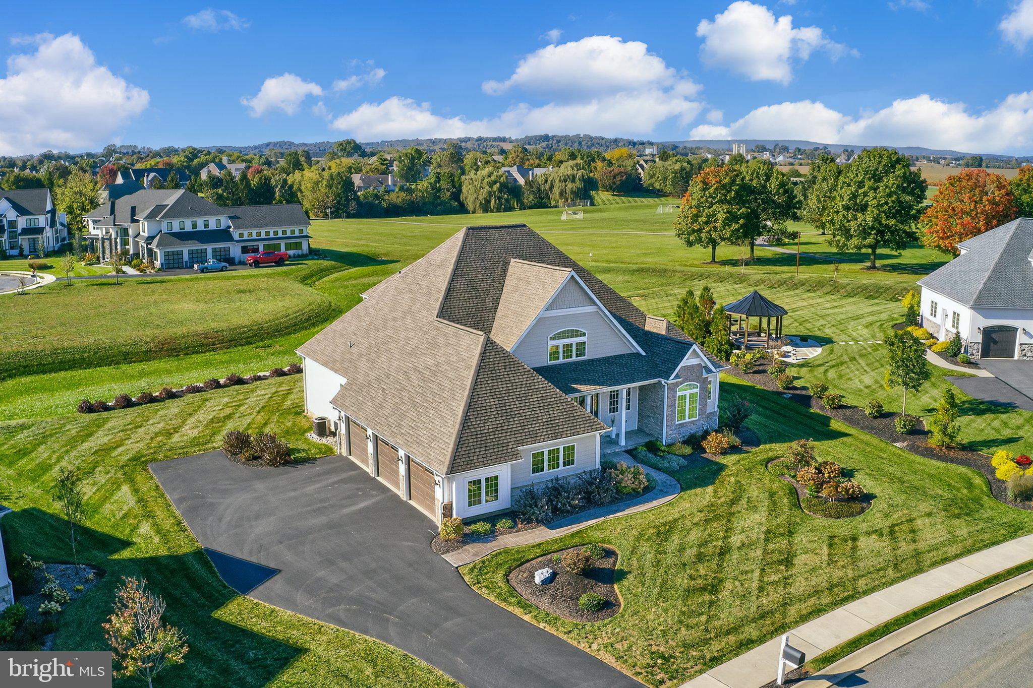 533 NORTHAMPTON DRIVE