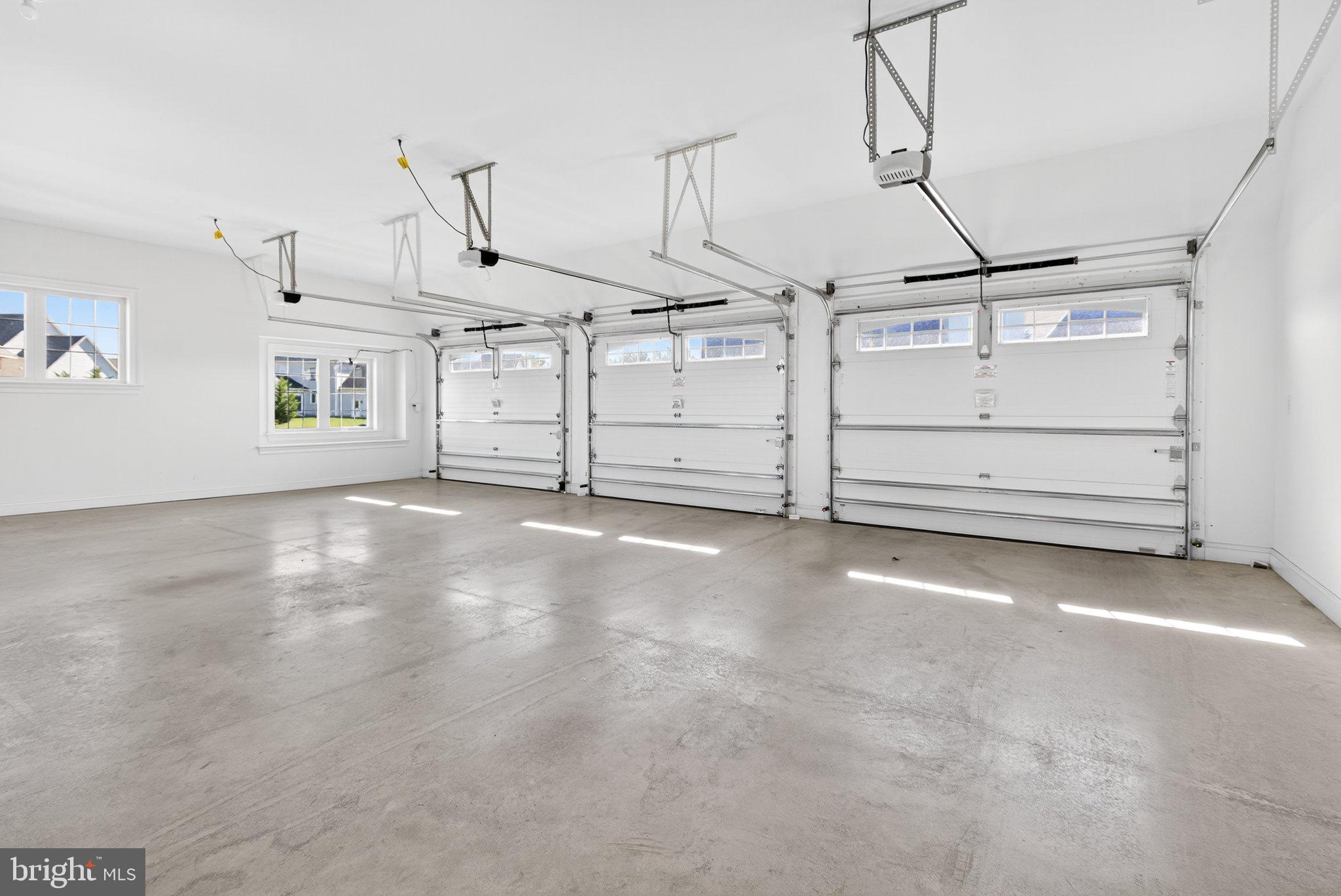 STONEHENGE ESTATES - Residential