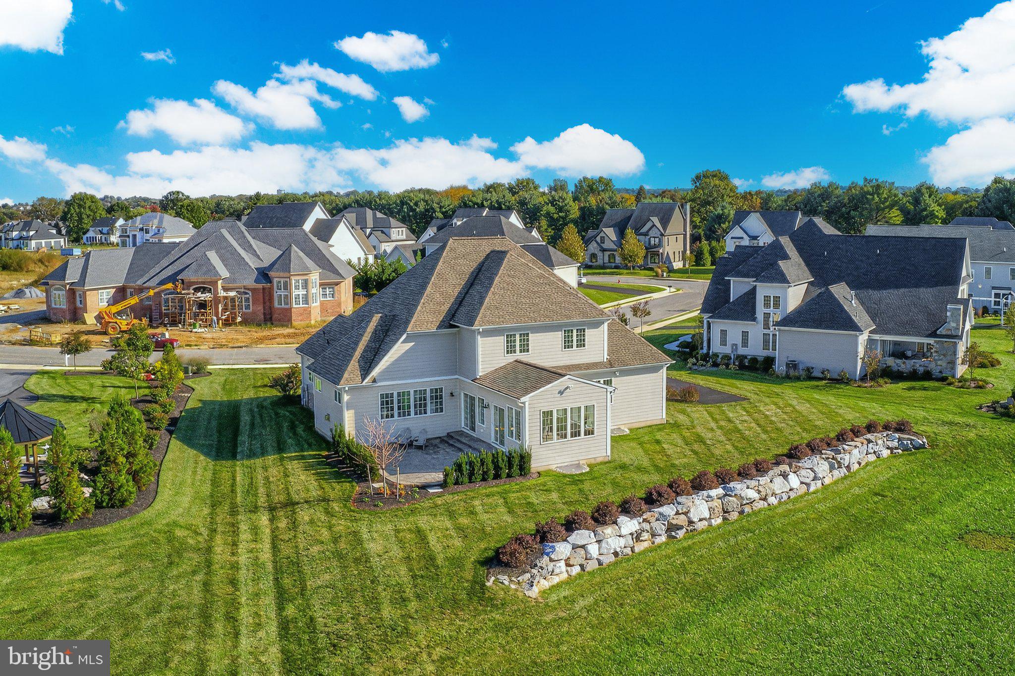 STONEHENGE ESTATES - Residential