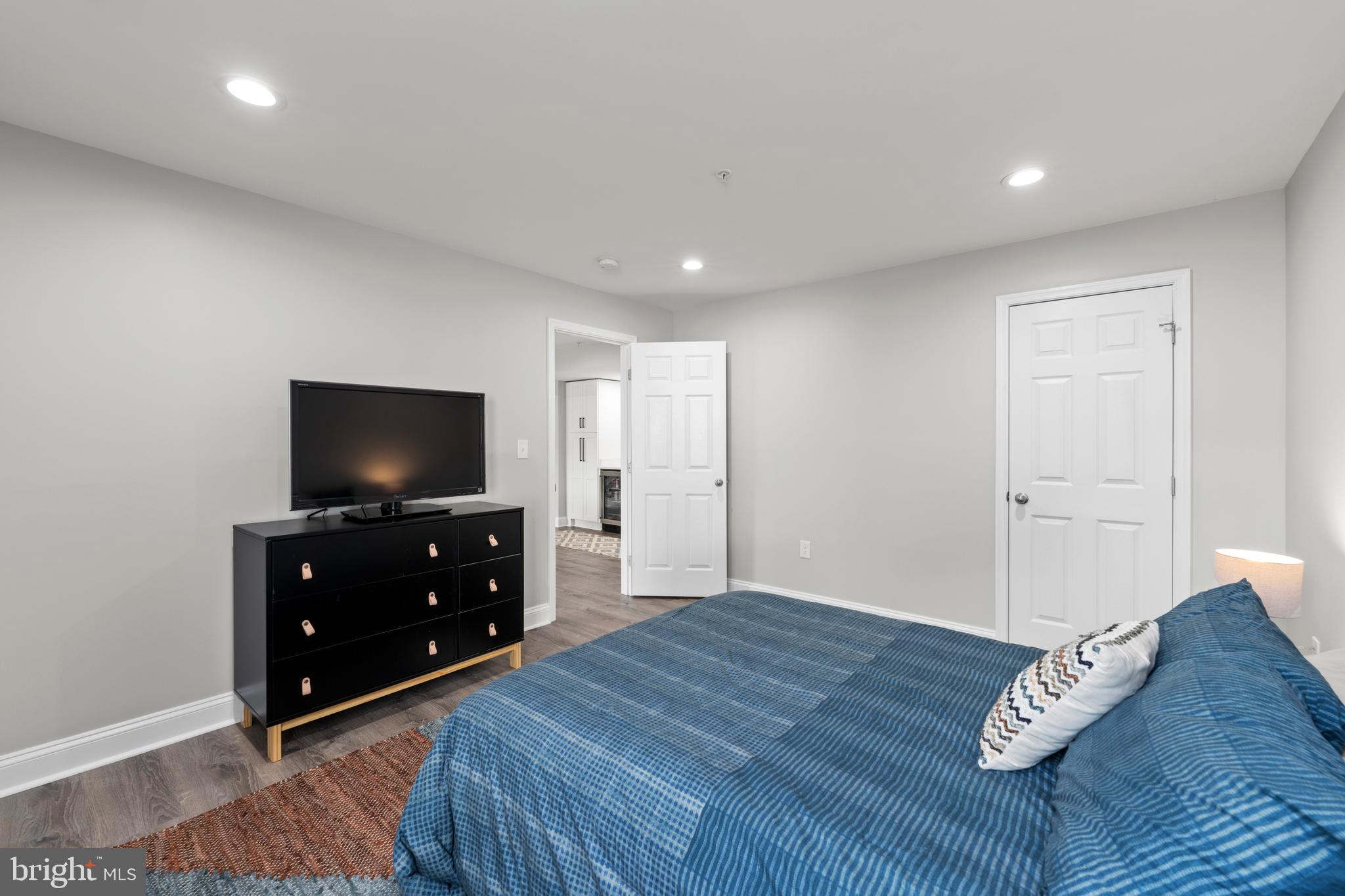 CROMWELL RIDGE - Residential