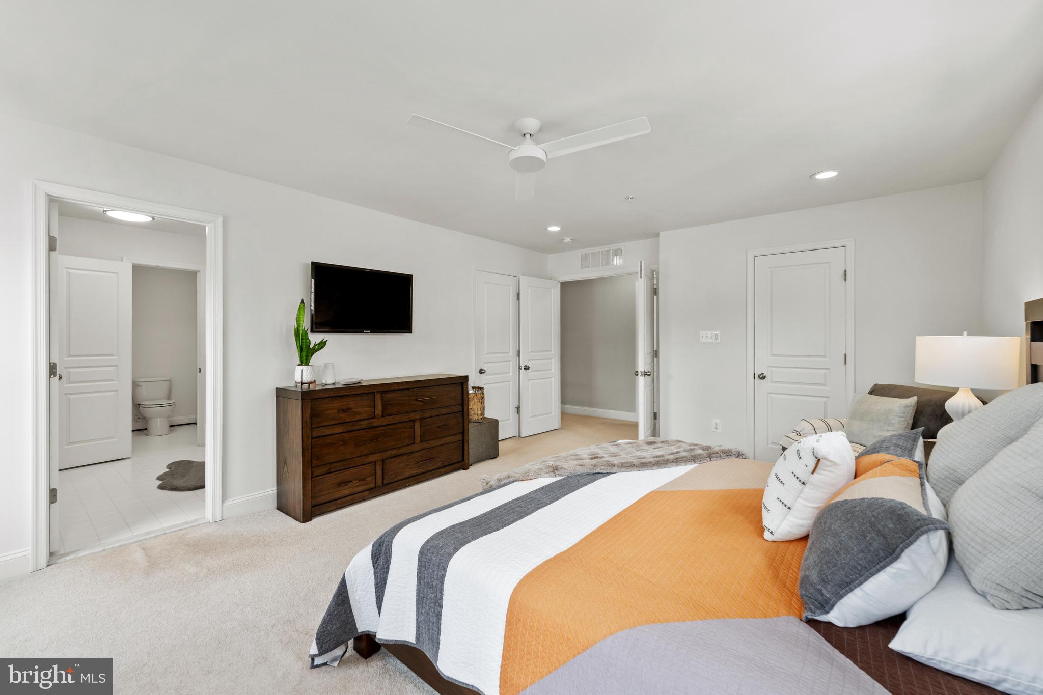 CROMWELL RIDGE - Residential