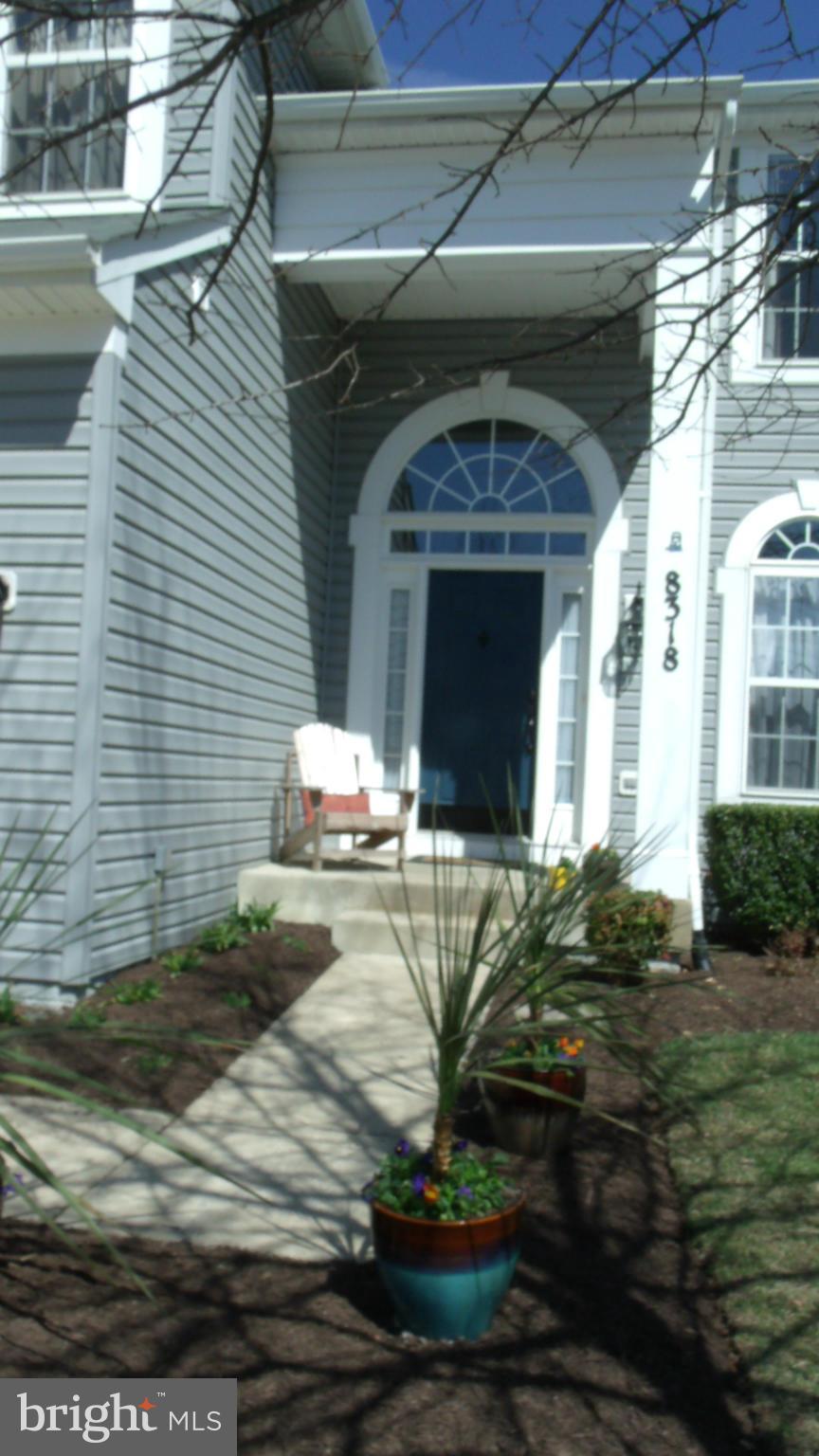 BROAD RUN OAKS - Residential