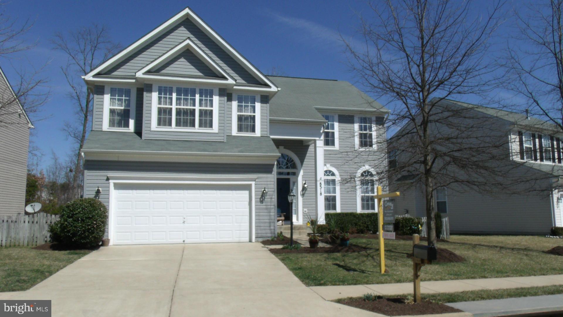 BROAD RUN OAKS - Residential