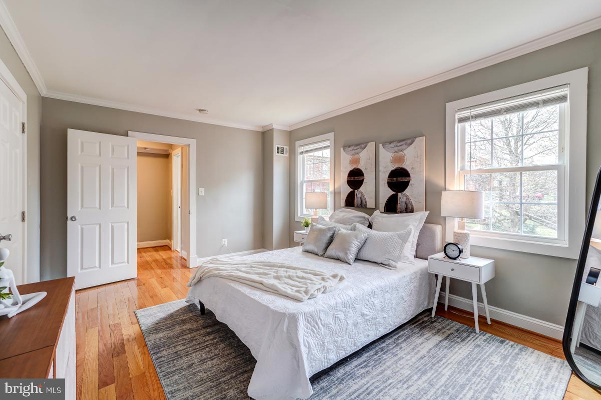 ARLINGTON VILLAGE - Residential