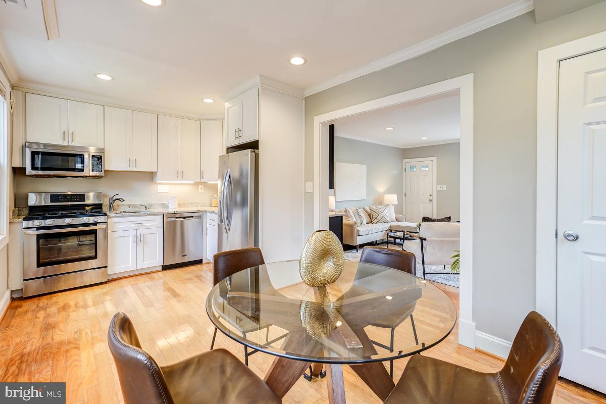 ARLINGTON VILLAGE - Residential