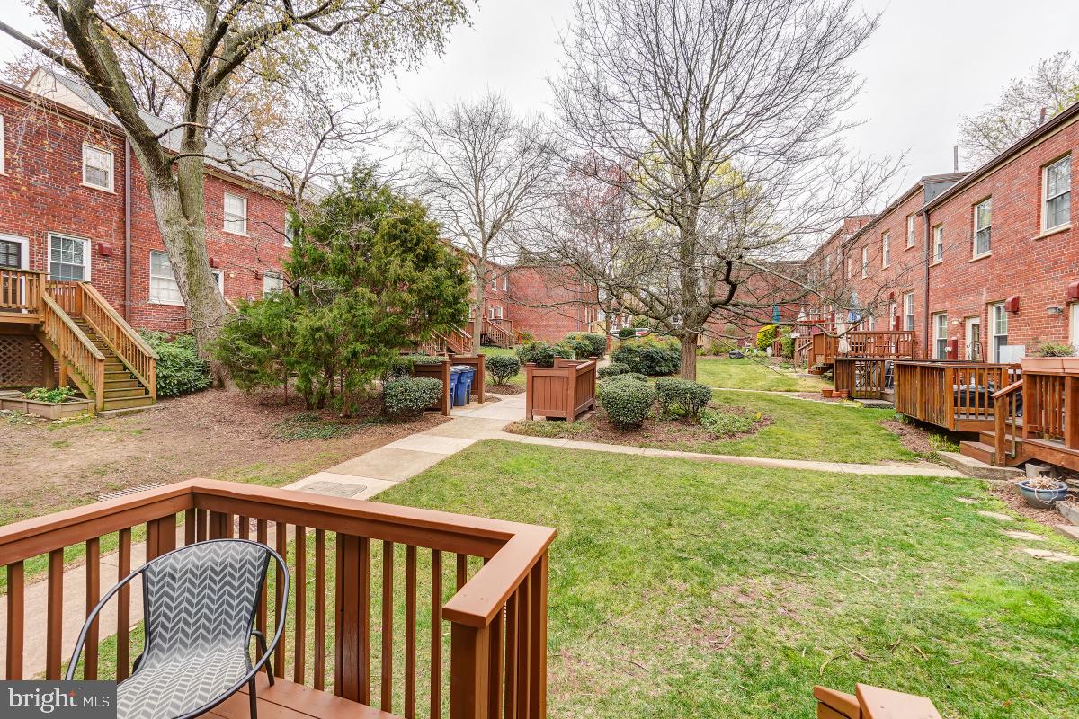 ARLINGTON VILLAGE - Residential