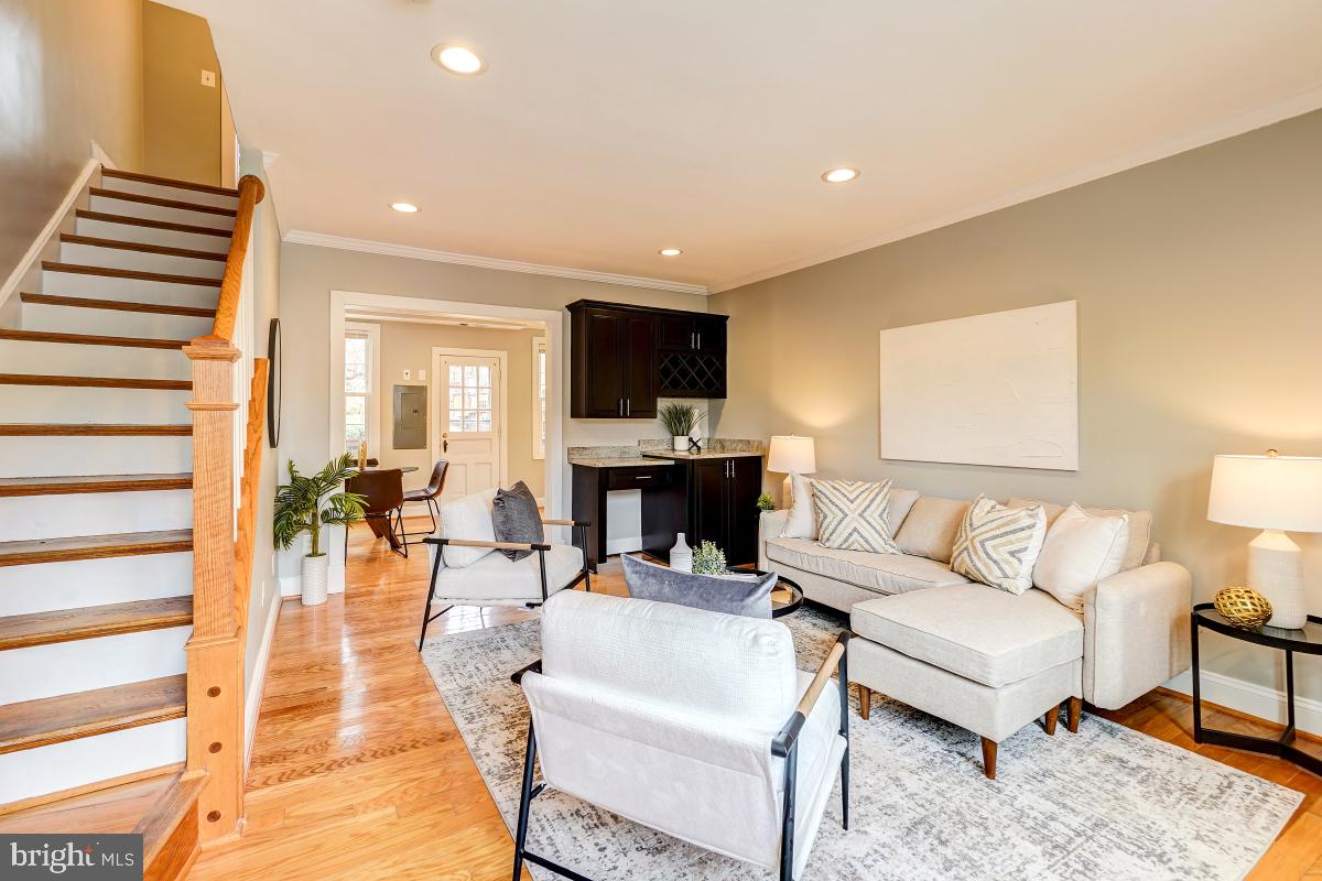 ARLINGTON VILLAGE - Residential