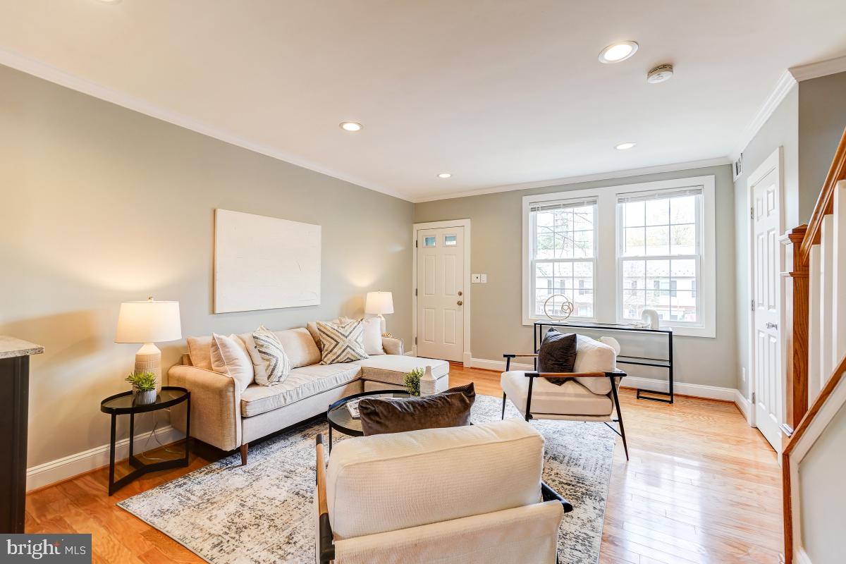 ARLINGTON VILLAGE - Residential