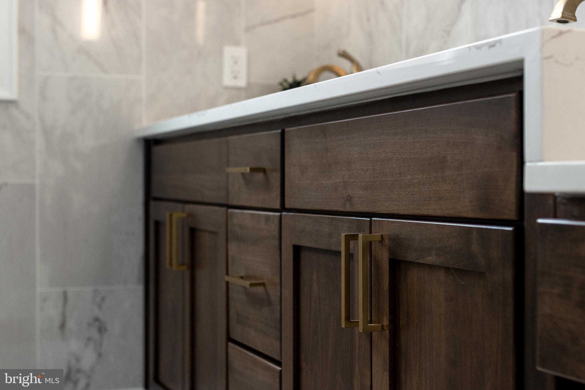 COLLEGE HEIGHTS - Residential