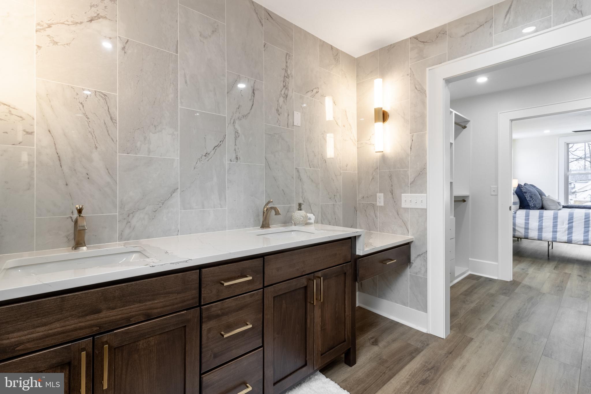 COLLEGE HEIGHTS - Residential