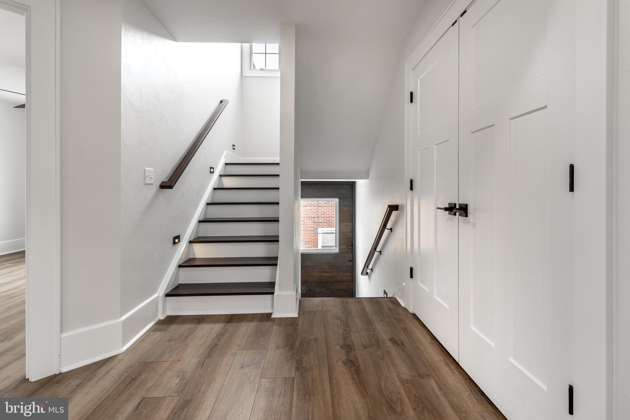 COLLEGE HEIGHTS - Residential