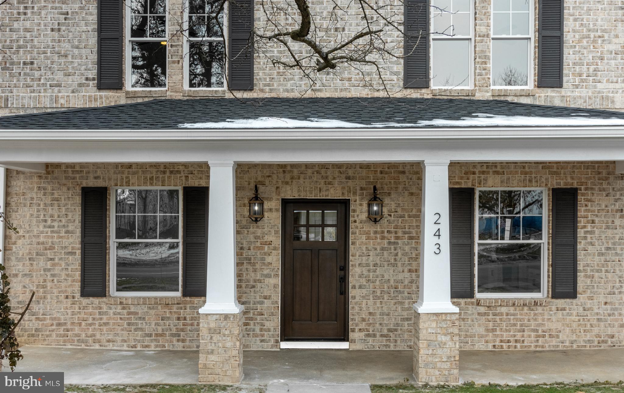 COLLEGE HEIGHTS - Residential