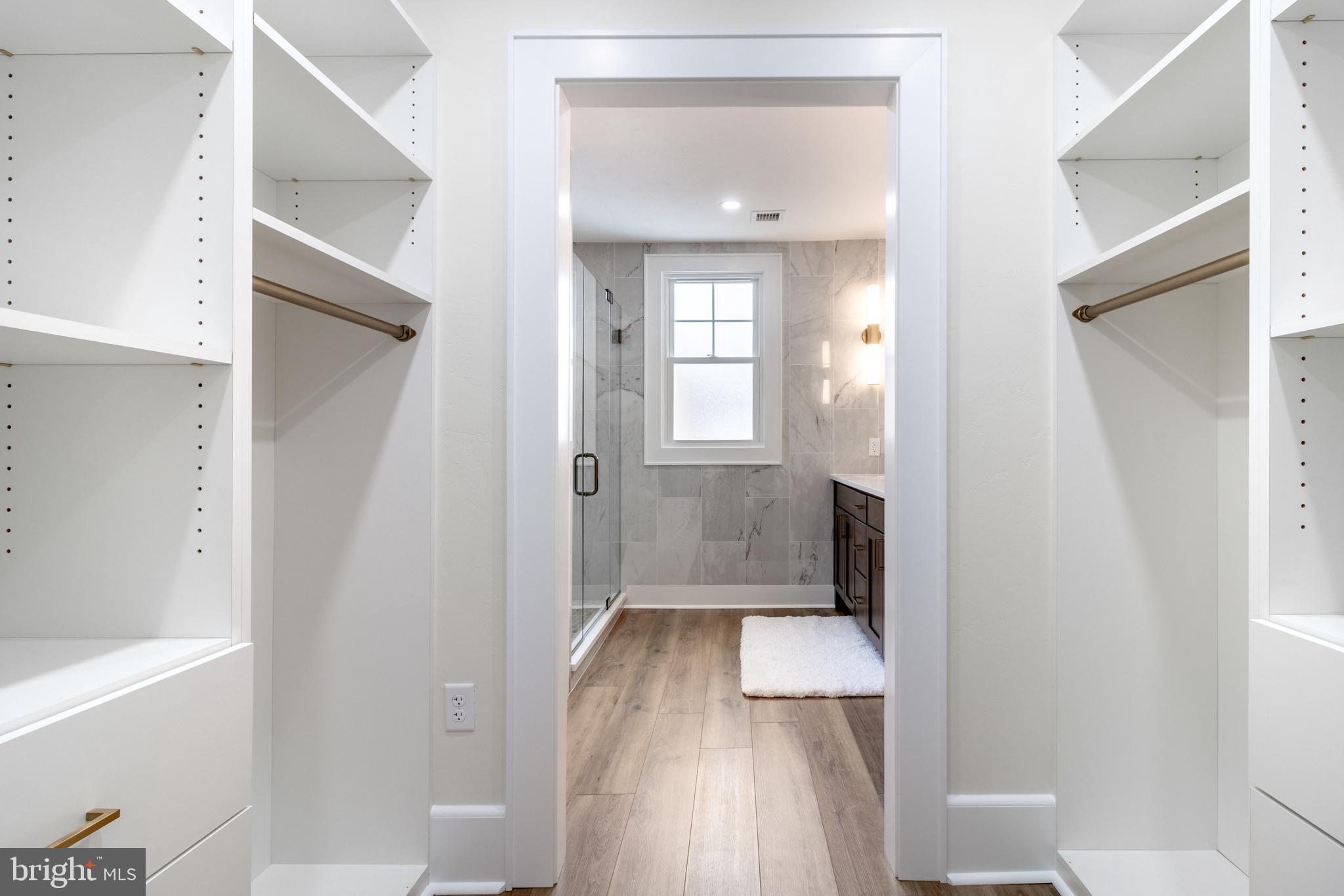 COLLEGE HEIGHTS - Residential