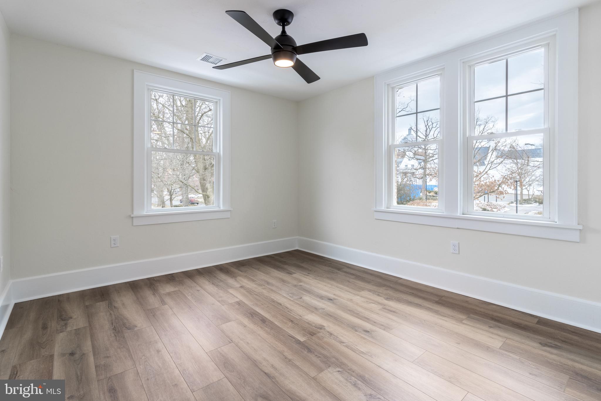 COLLEGE HEIGHTS - Residential