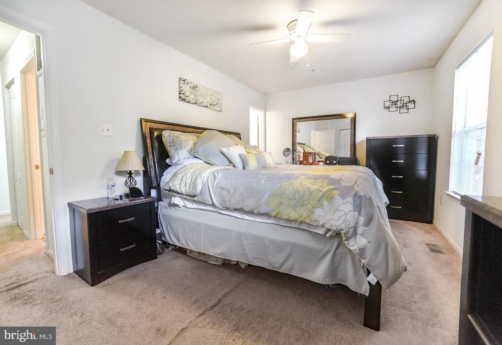 LAUREL GLEN - Residential