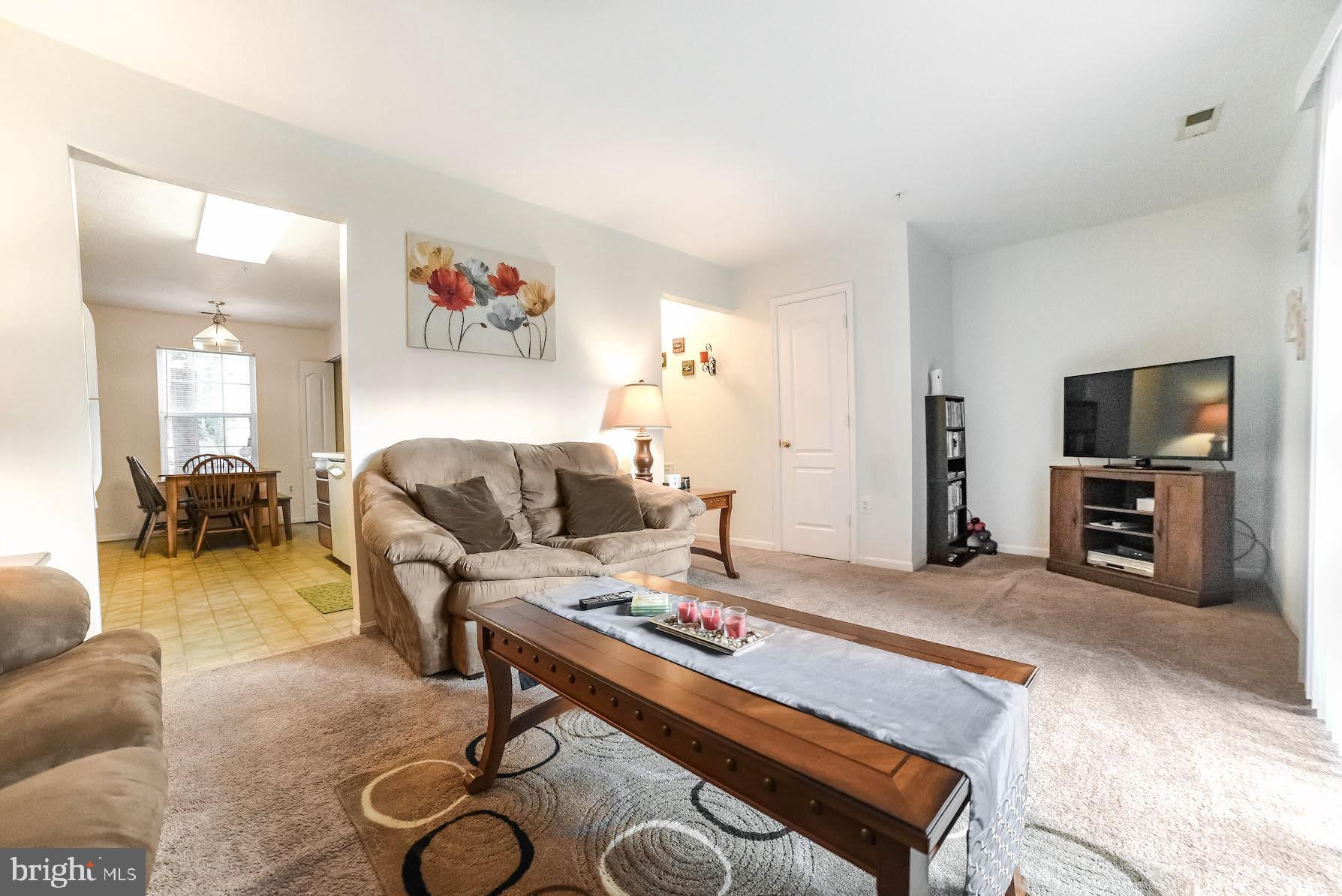 LAUREL GLEN - Residential