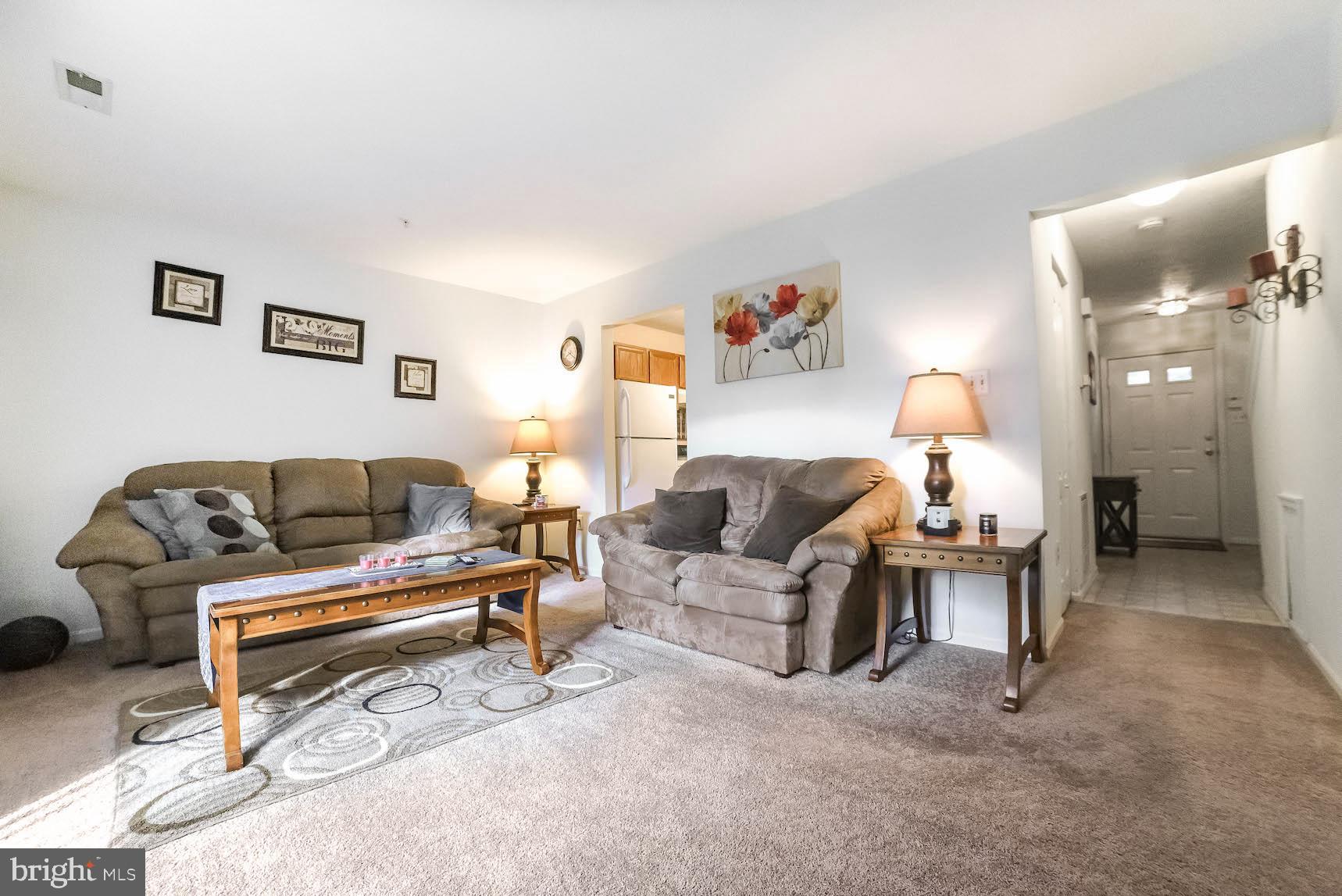 LAUREL GLEN - Residential