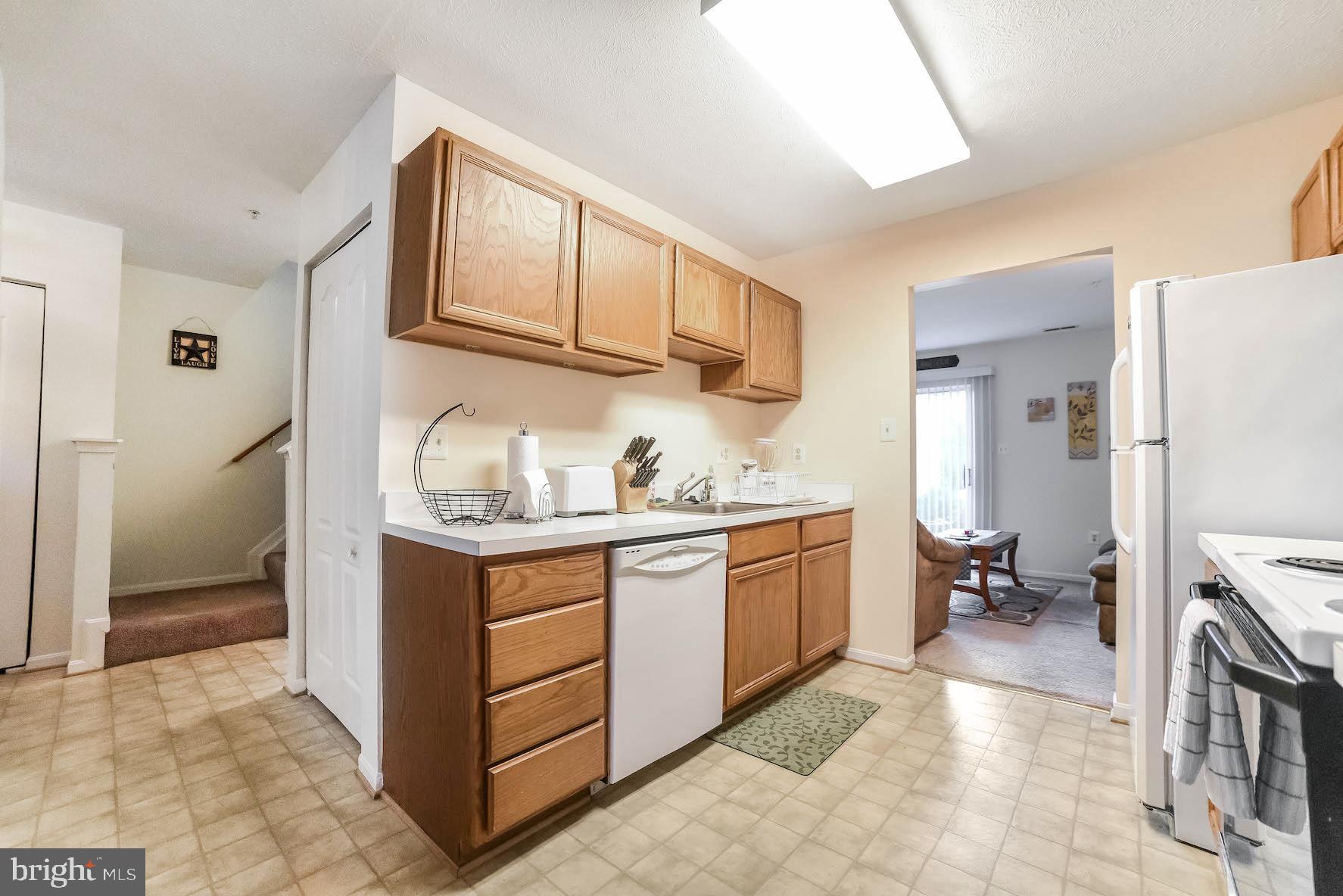 LAUREL GLEN - Residential