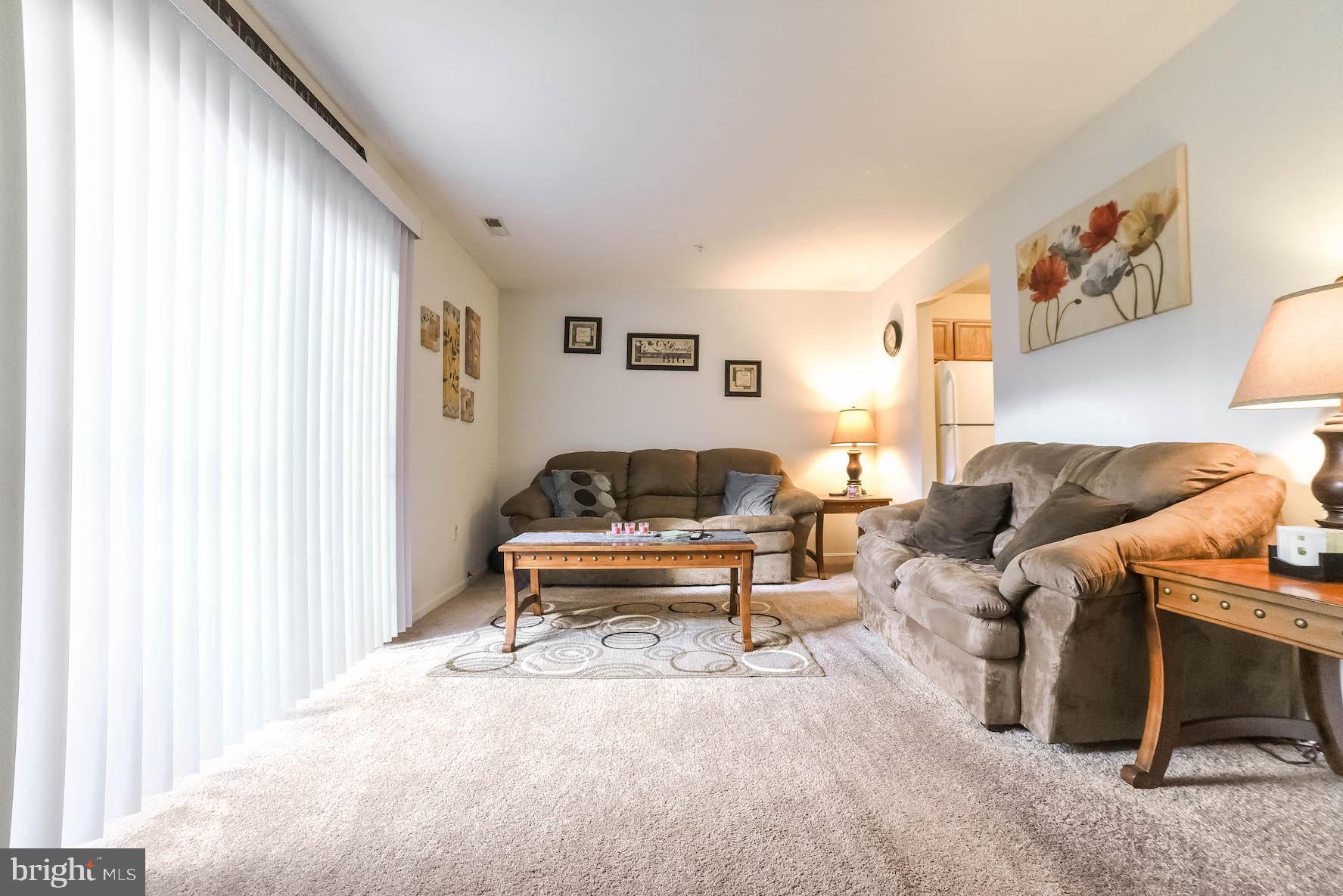 LAUREL GLEN - Residential