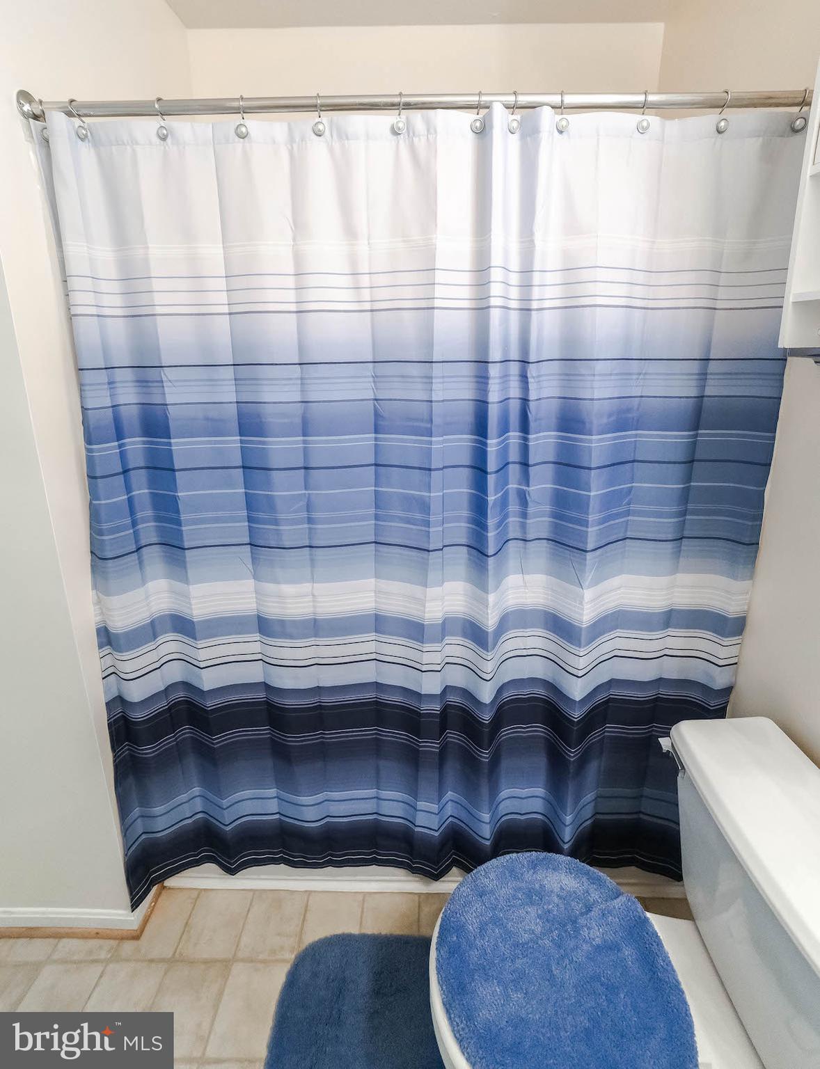 LAUREL GLEN - Residential