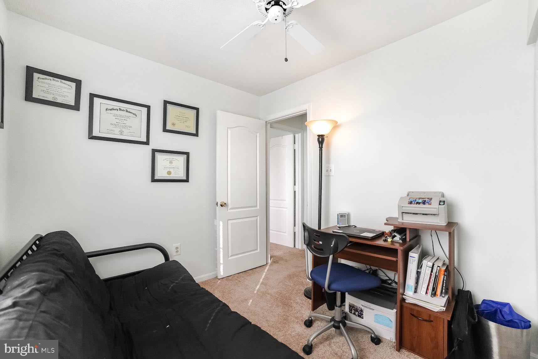 LAUREL GLEN - Residential