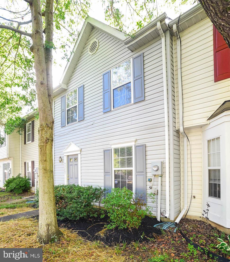 LAUREL GLEN - Residential