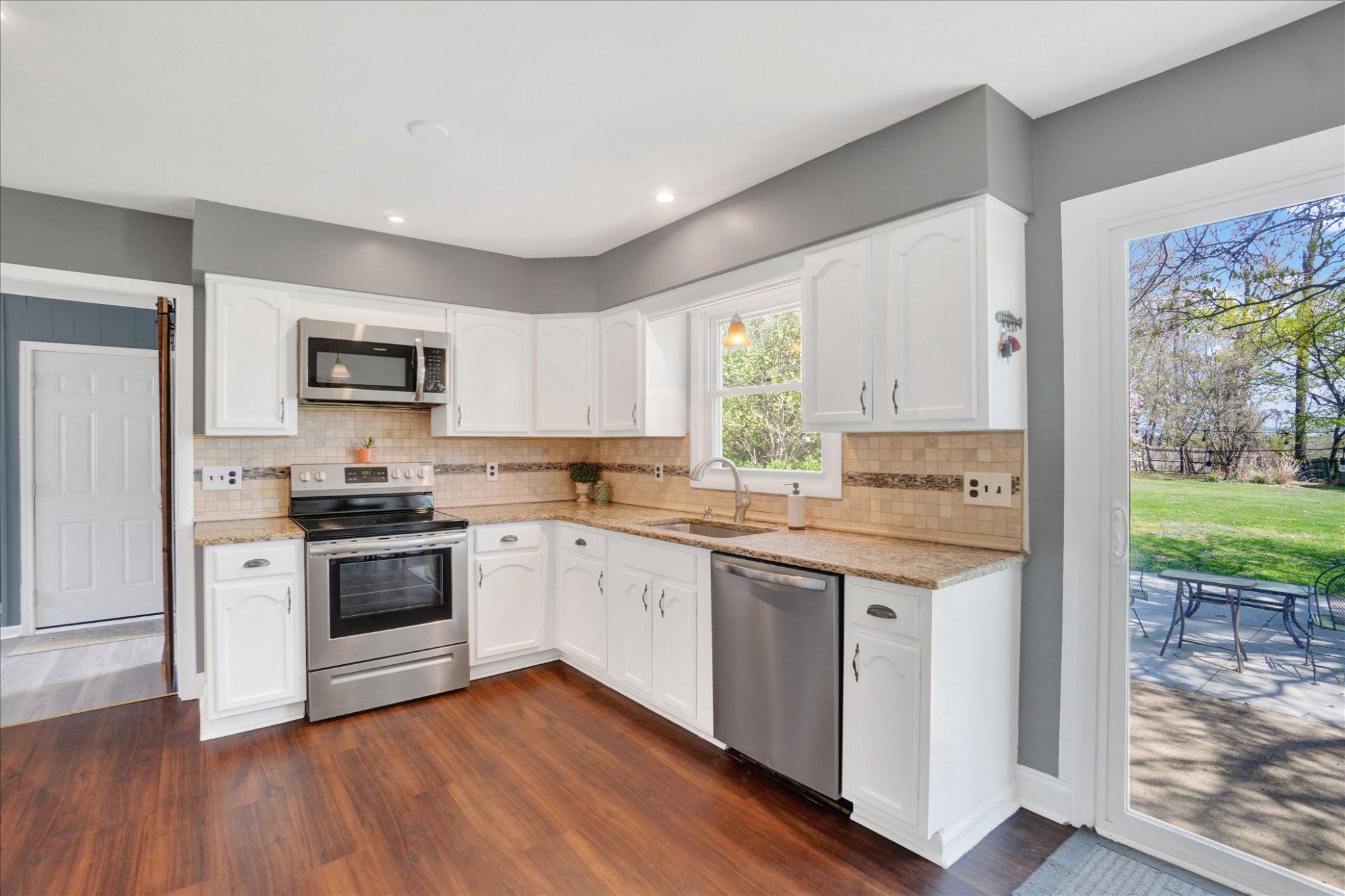 FREEDOM HILLS - Residential