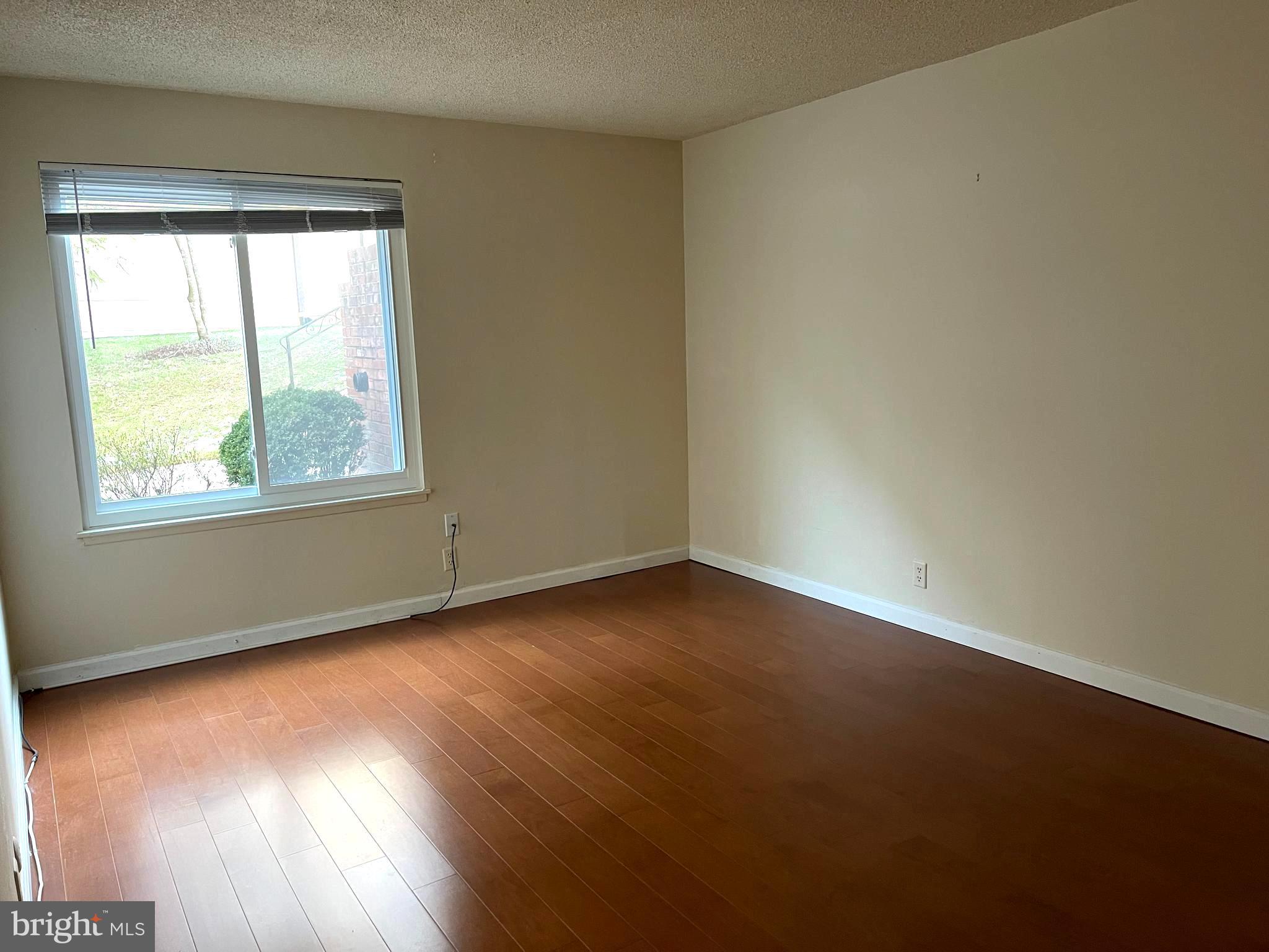 LEISURE WORLD - Residential Lease