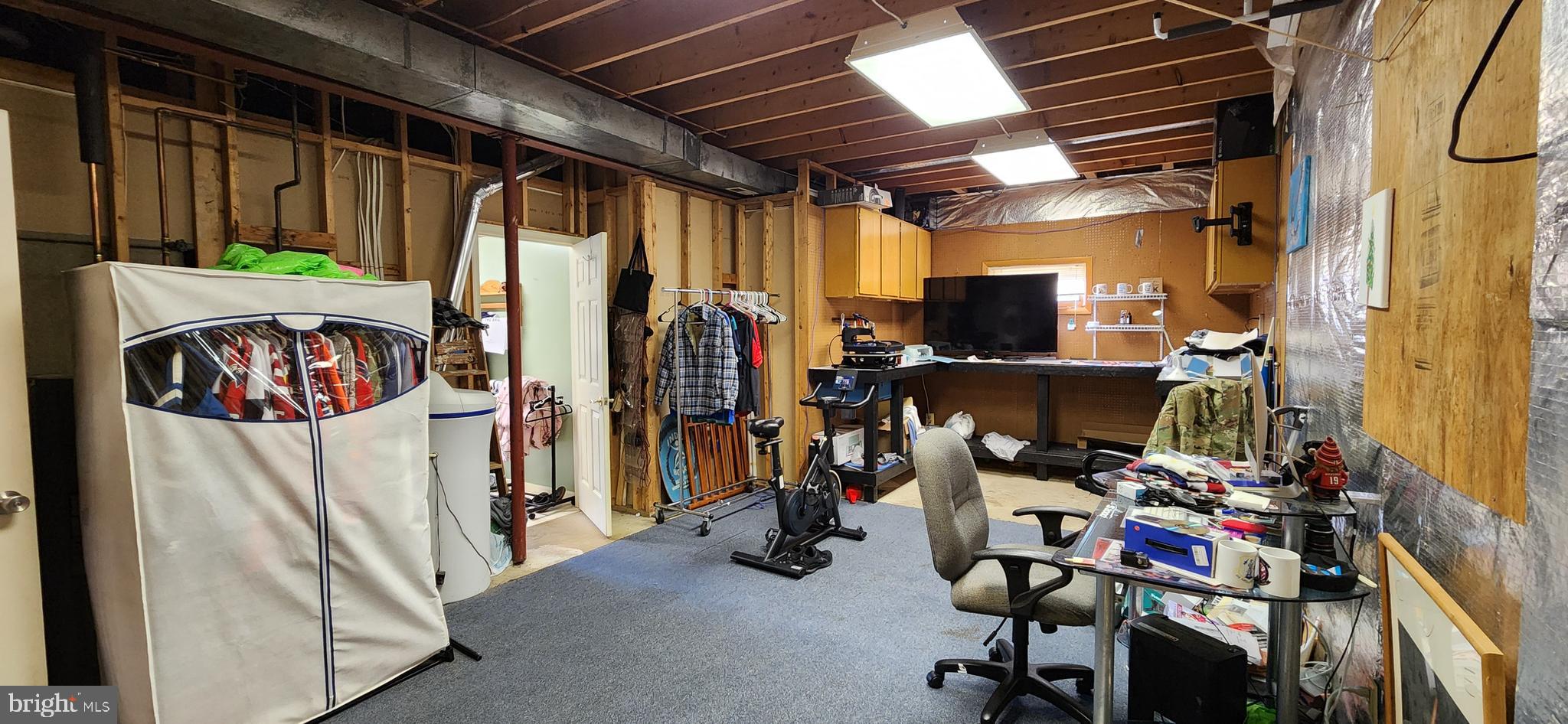 DRUM POINT - Residential