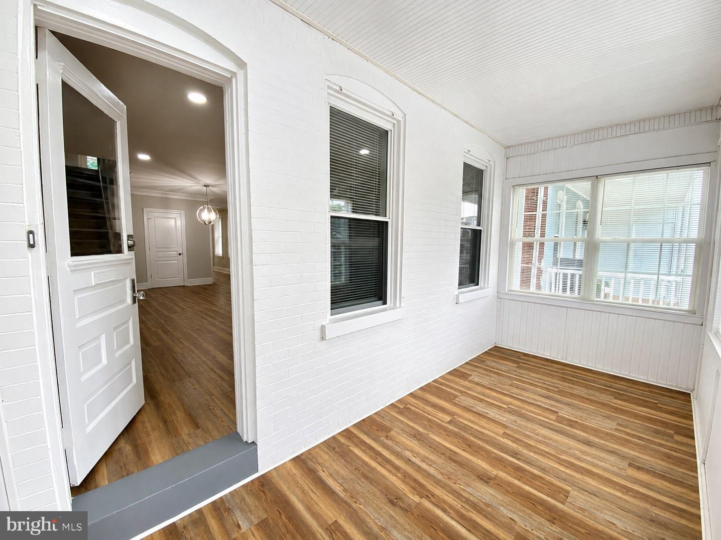 505 MCCABE AVENUE