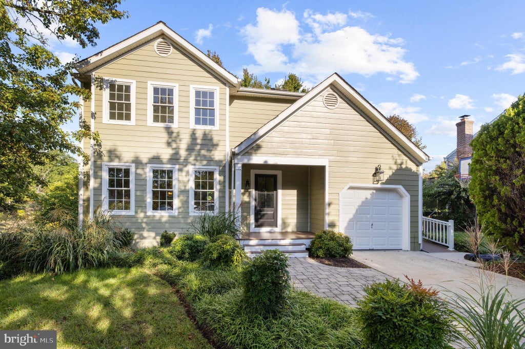 Photo of 996 Headwater Road, ANNAPOLIS, MD 21403 (MLS # MDAA2159150)