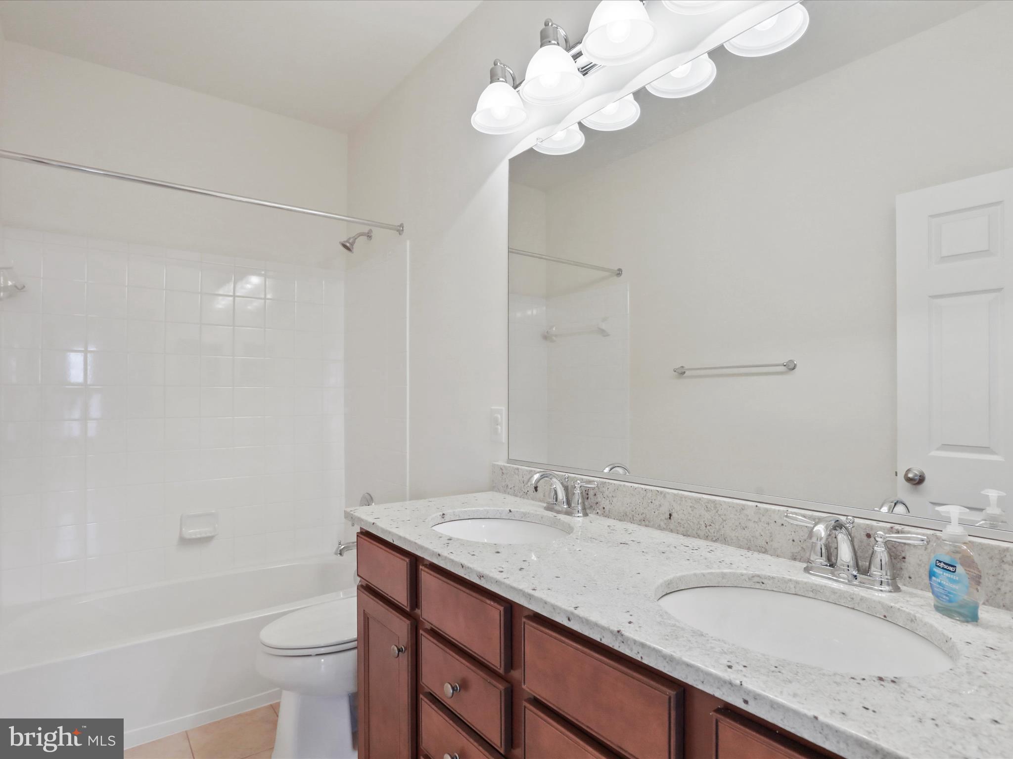 CANTER ESTATES - Residential