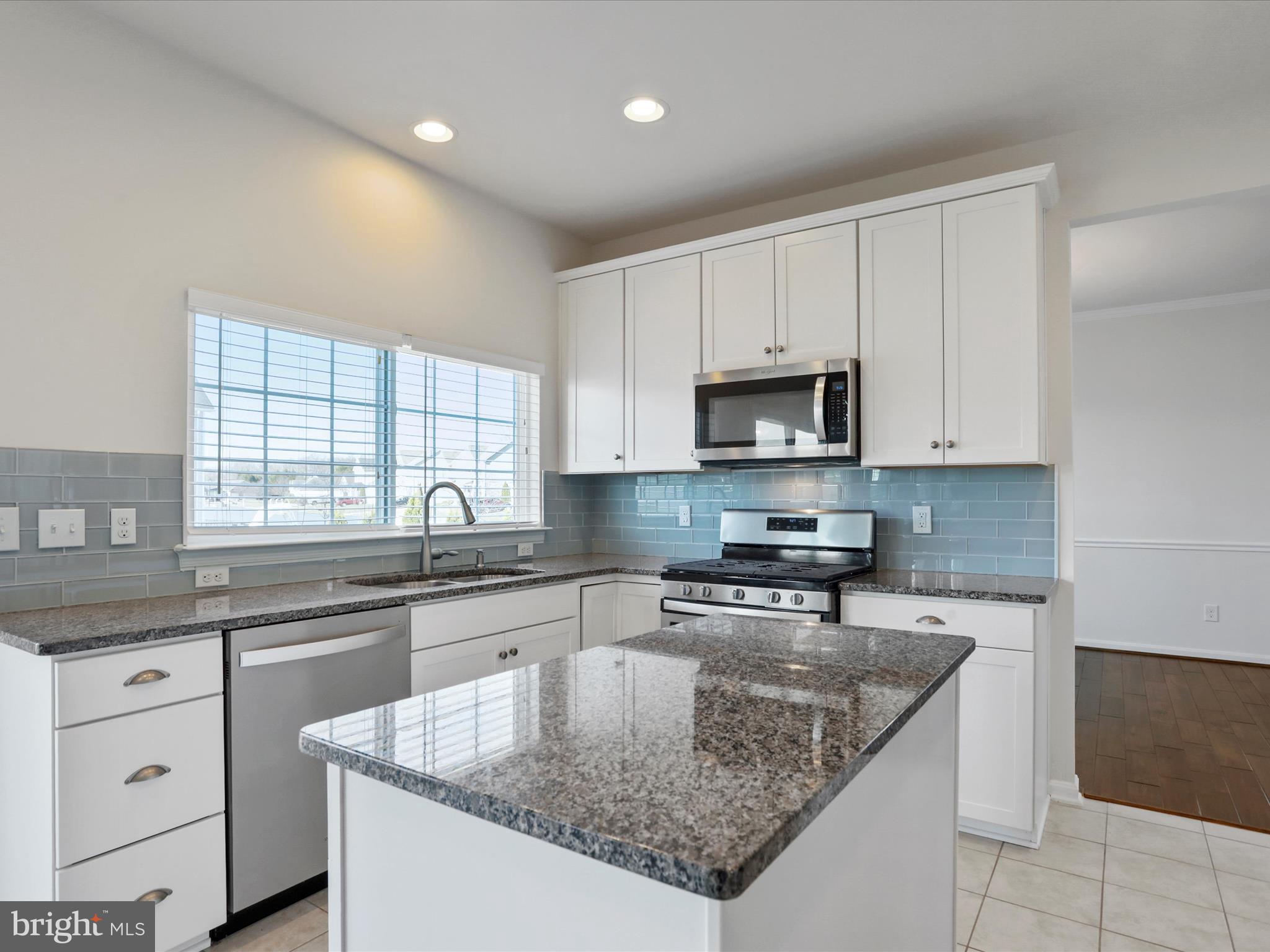 CANTER ESTATES - Residential