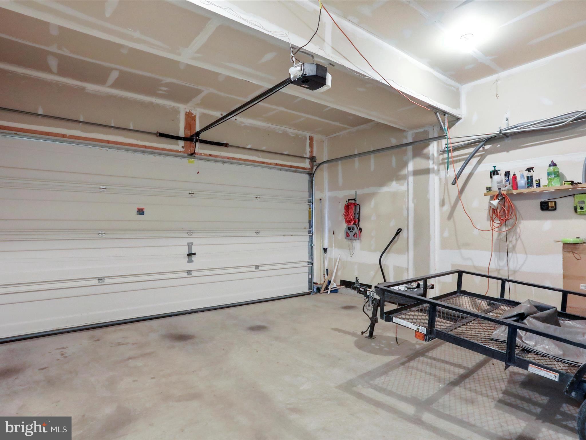 CANTER ESTATES - Residential