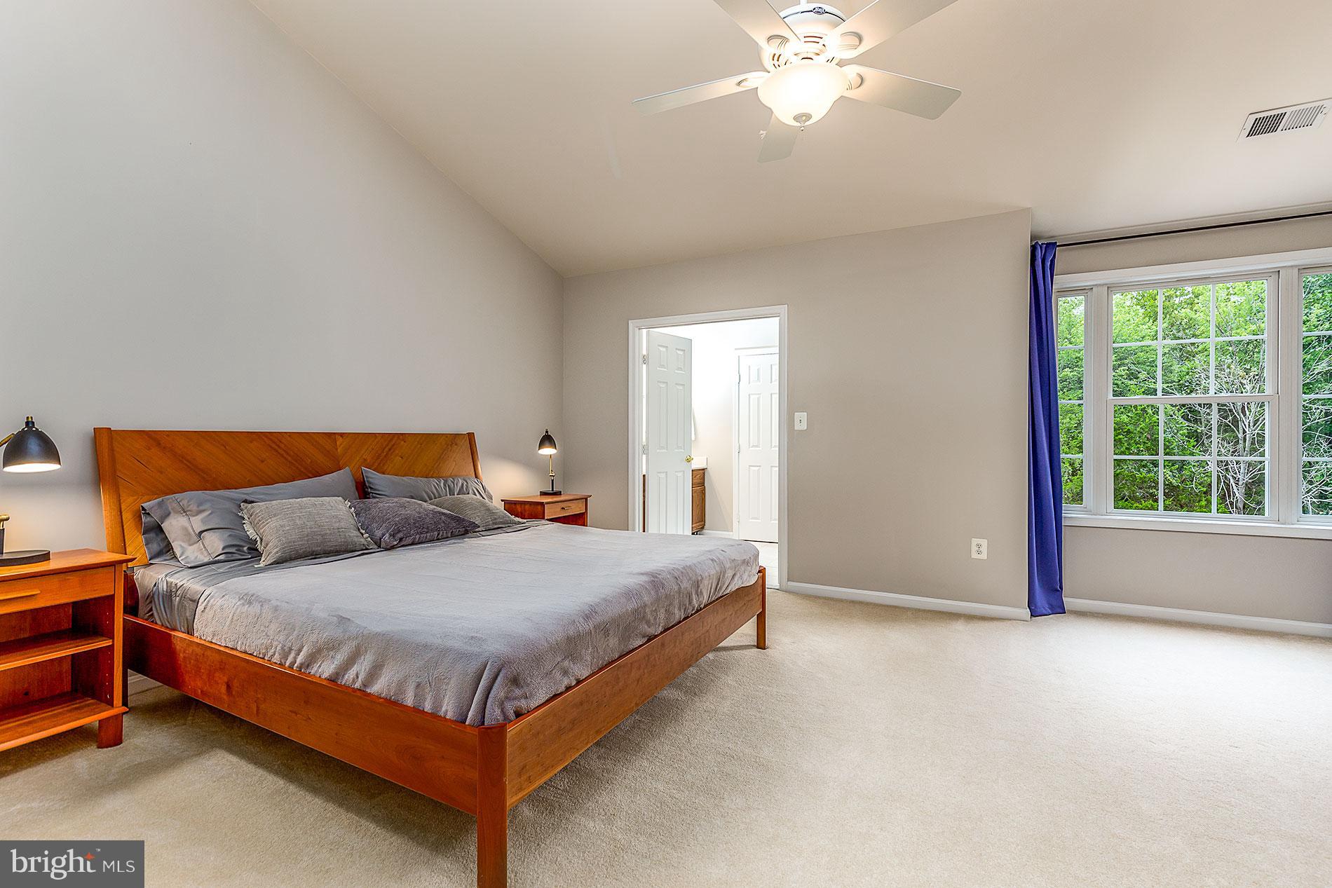 CREEKSIDE - Residential