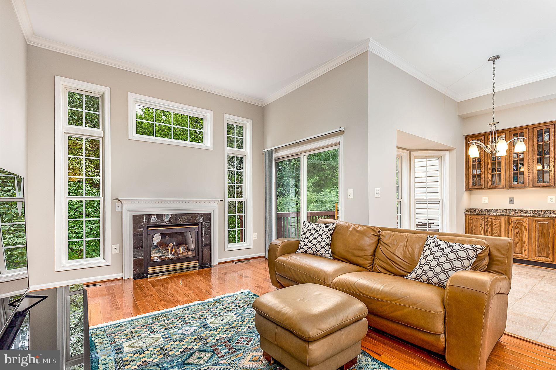 CREEKSIDE - Residential