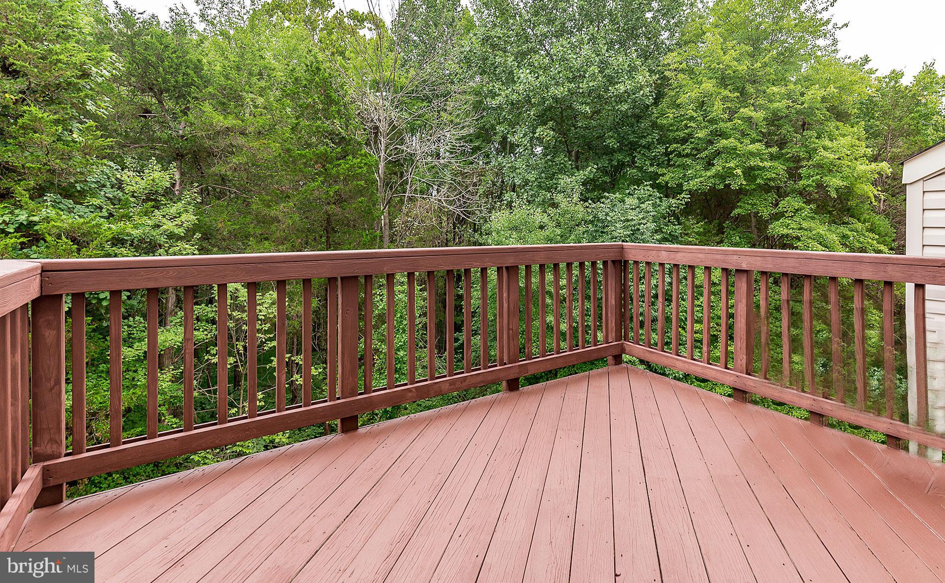 CREEKSIDE - Residential