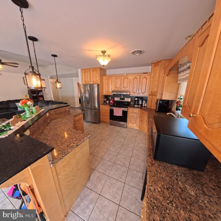 CRESSWELL GARDENS - Residential