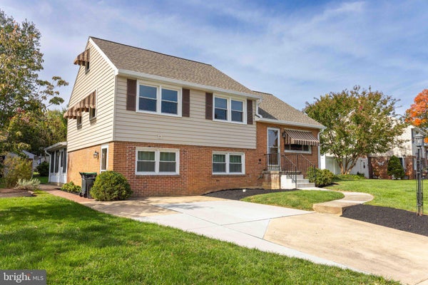 2615 E ROBINO DR, WILMINGTON, DE 19808 - Image 5f44c16d7df2d50329e09e0782bced29/2329112808