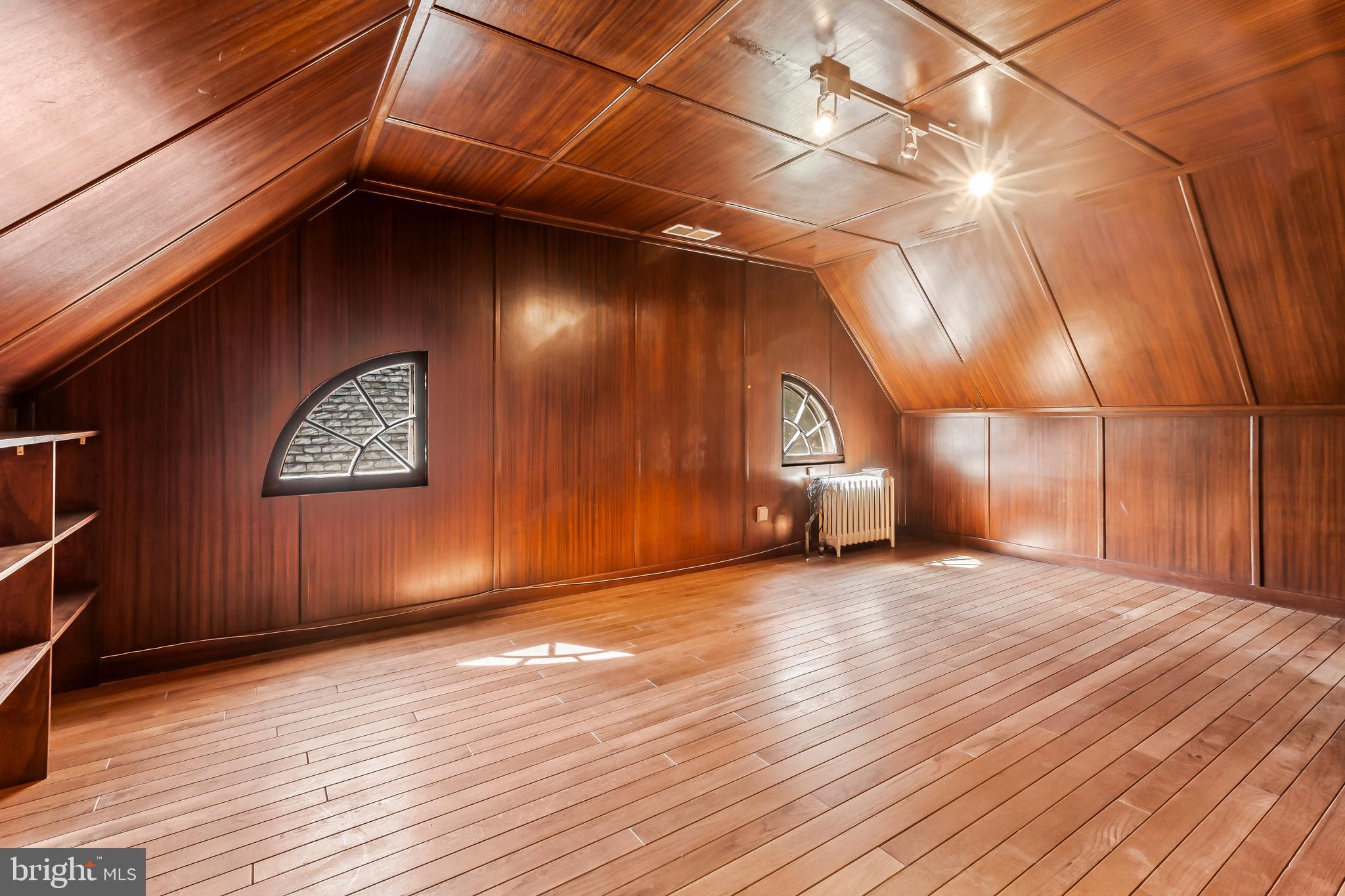 HOMELAND HISTORIC DISTRICT - Residential