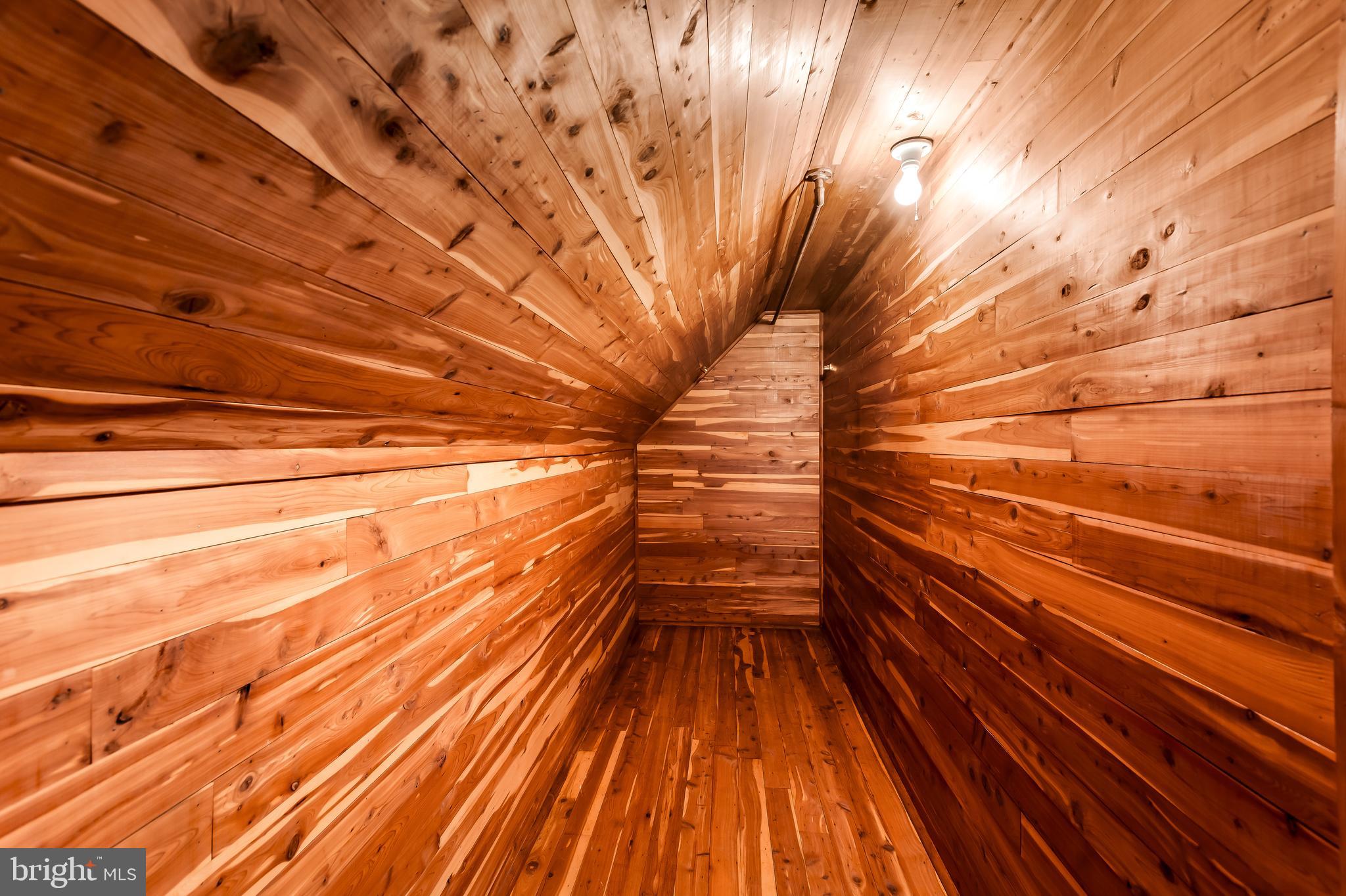 HOMELAND HISTORIC DISTRICT - Residential