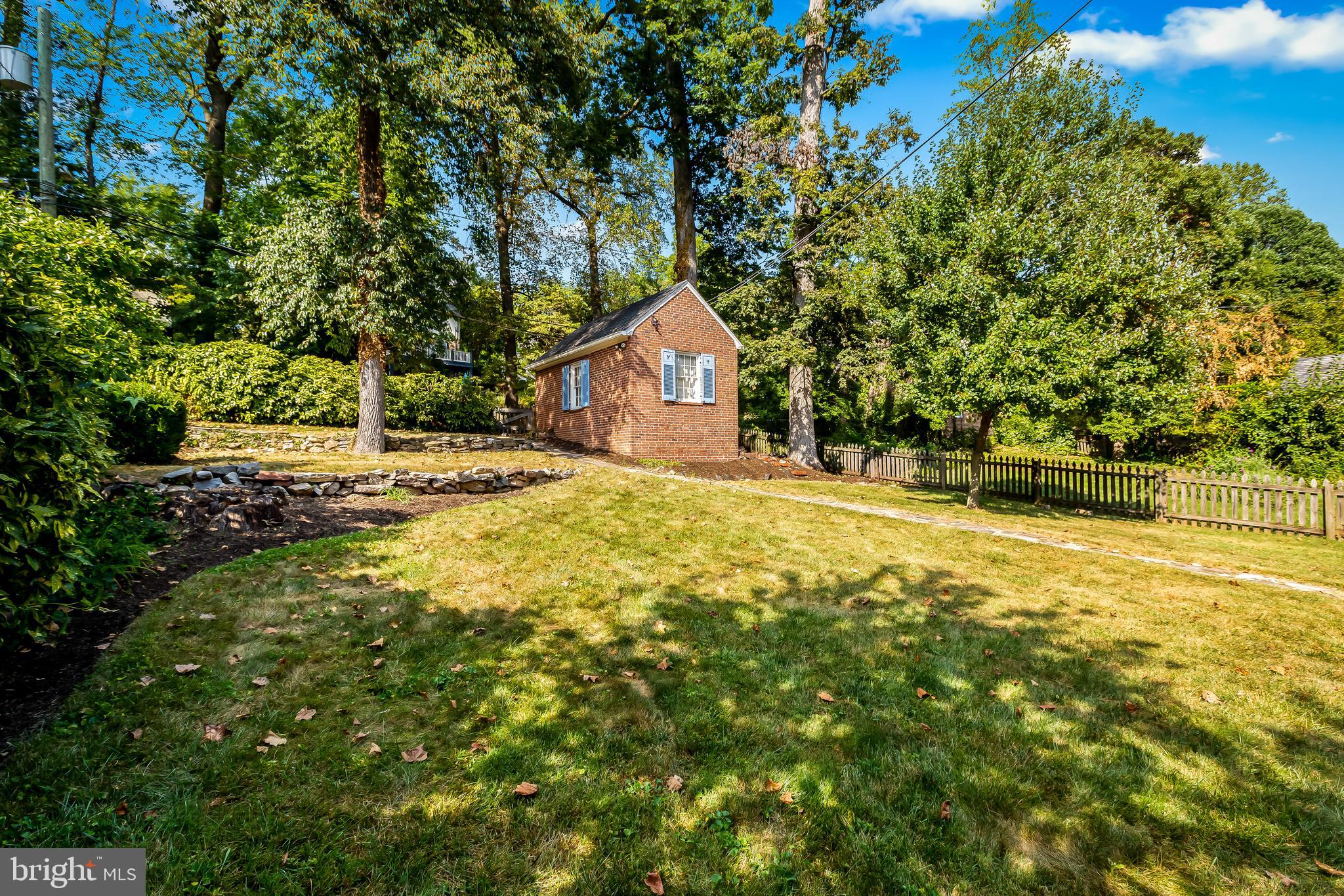 HOMELAND HISTORIC DISTRICT - Residential