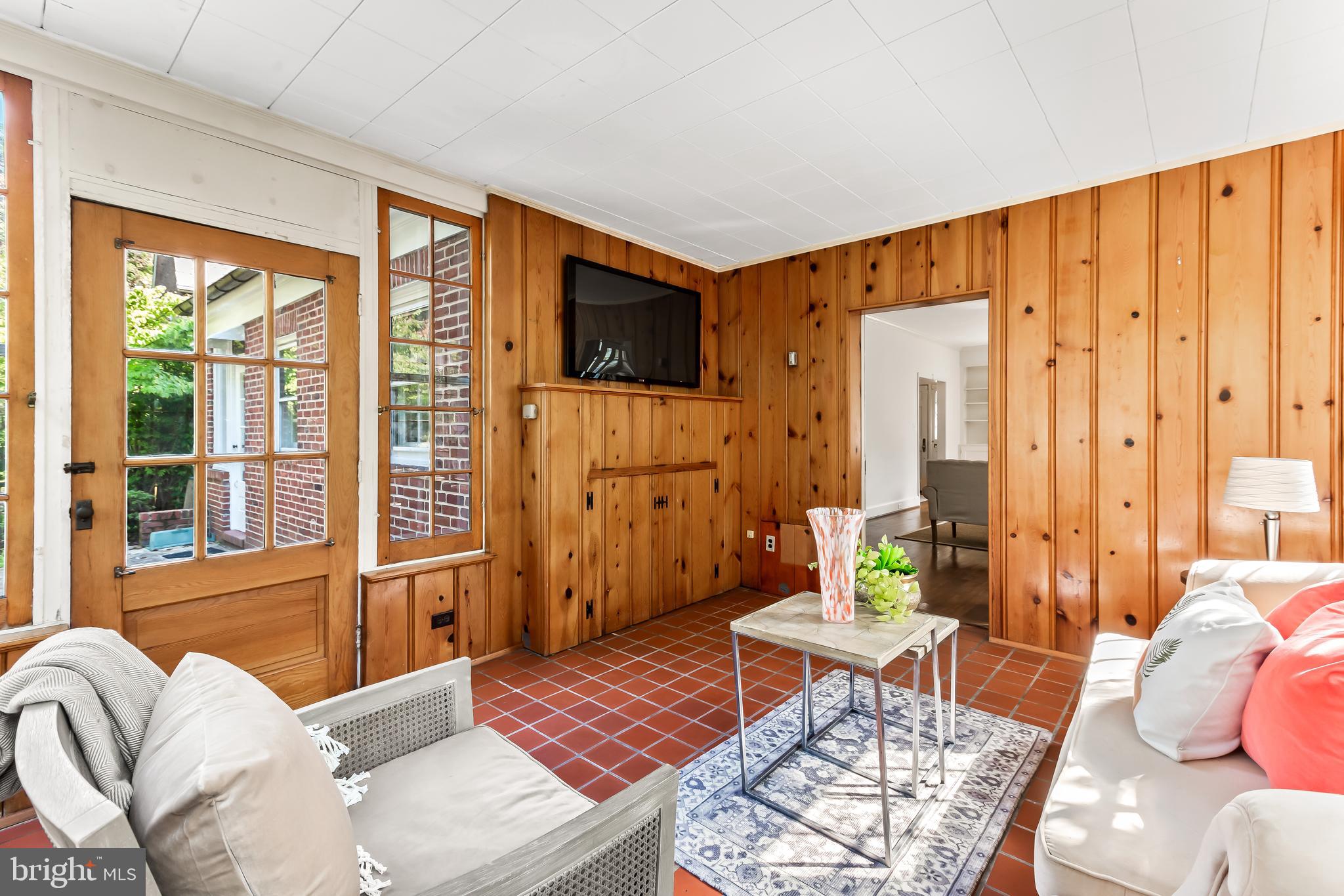 HOMELAND HISTORIC DISTRICT - Residential