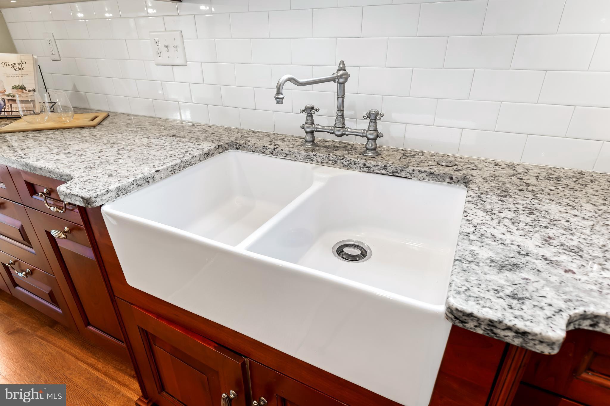 HOMELAND HISTORIC DISTRICT - Residential