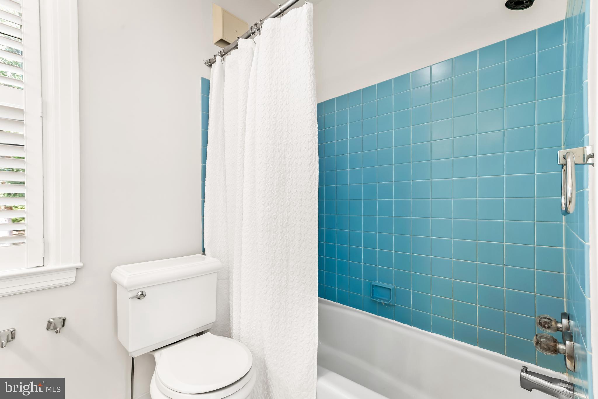 HOMELAND HISTORIC DISTRICT - Residential