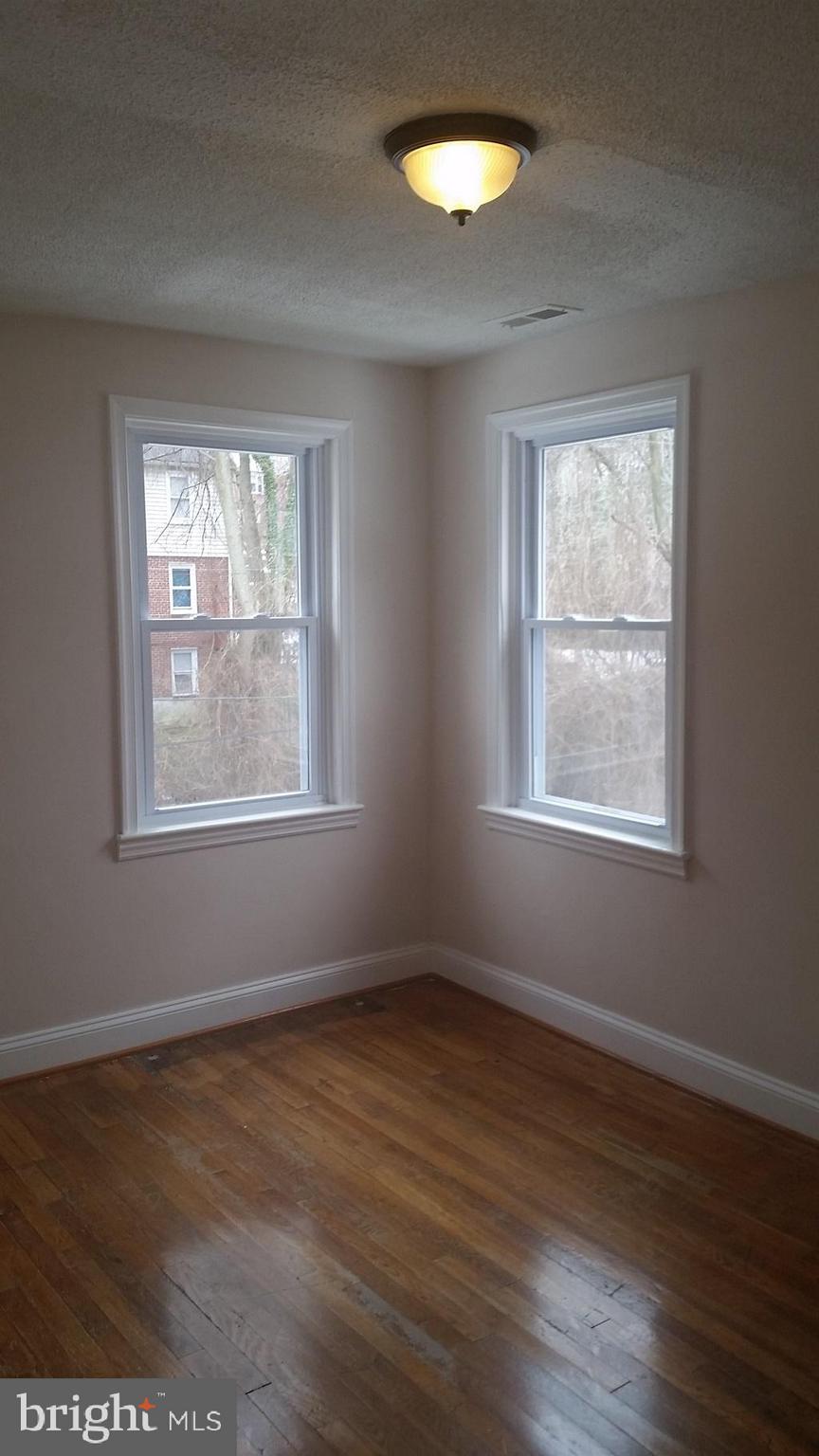 WINDSOR HILLS - Residential Lease