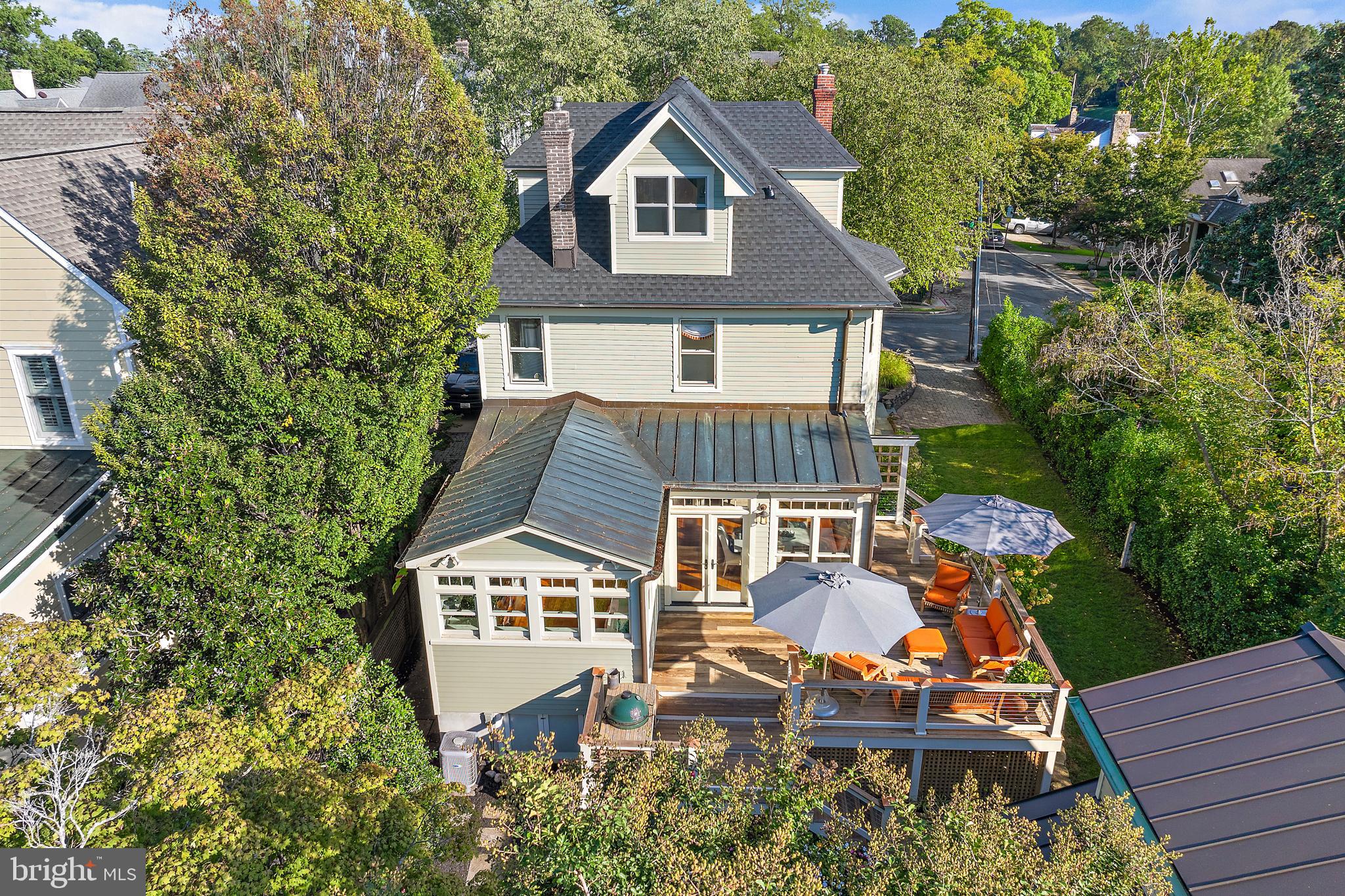 MURRAY HILL - Residential