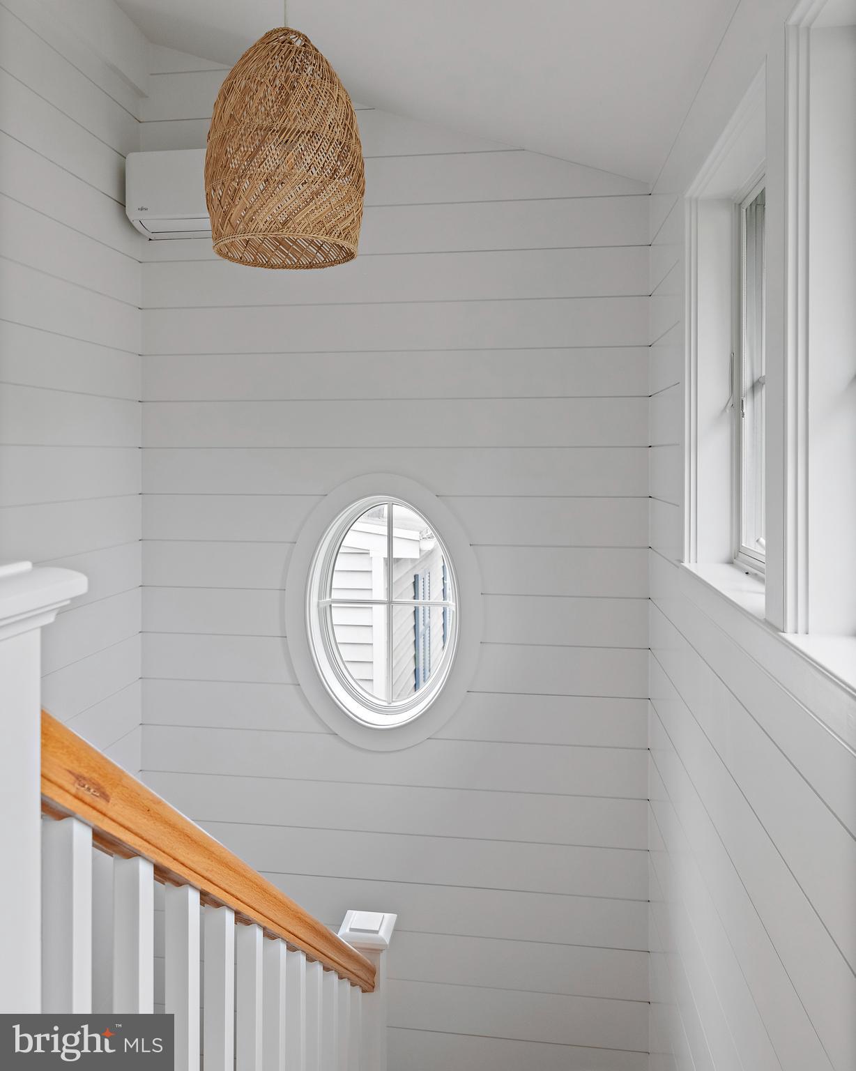 MURRAY HILL - Residential