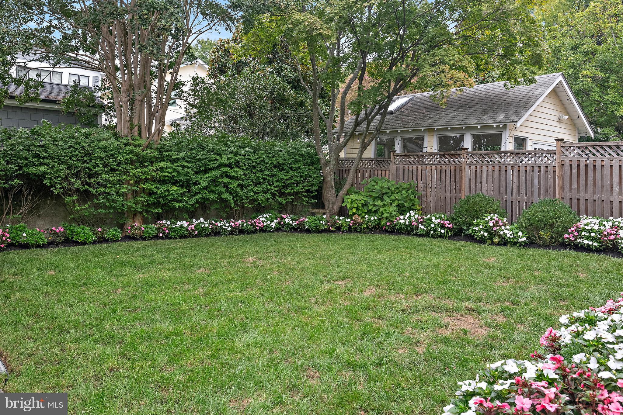 MURRAY HILL - Residential